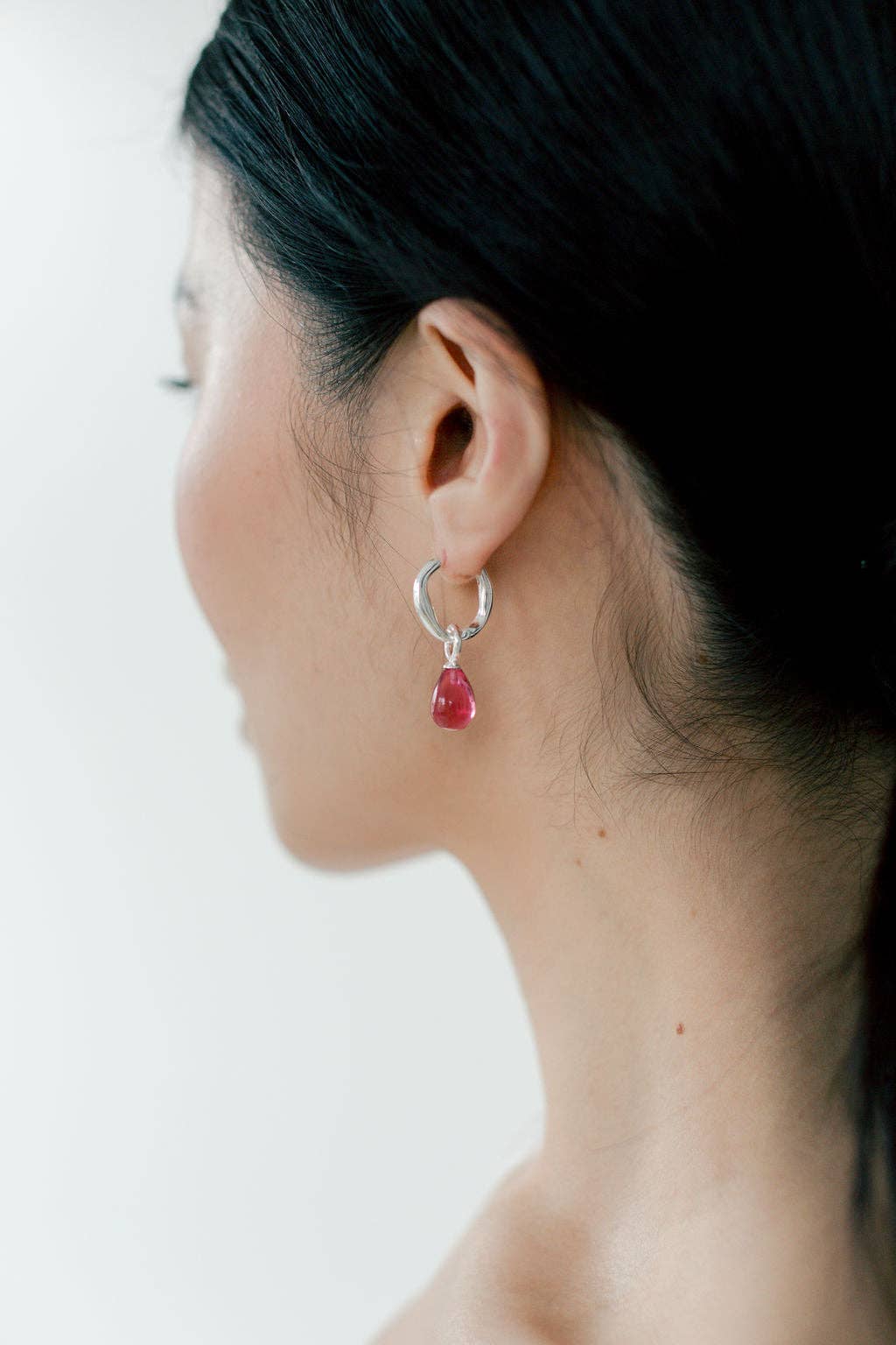 Kara Yoo | Pippa Hoops + Small Drops - Gold & Ice