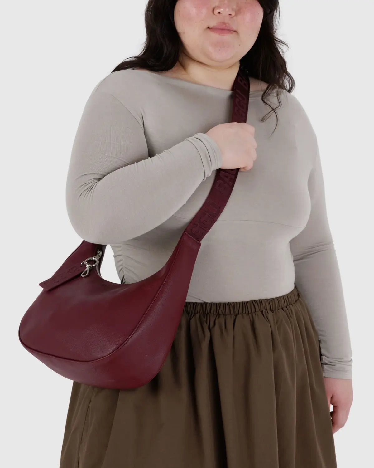 Baggu | Medium Recycled Leather Crescent Bag - Mahogany