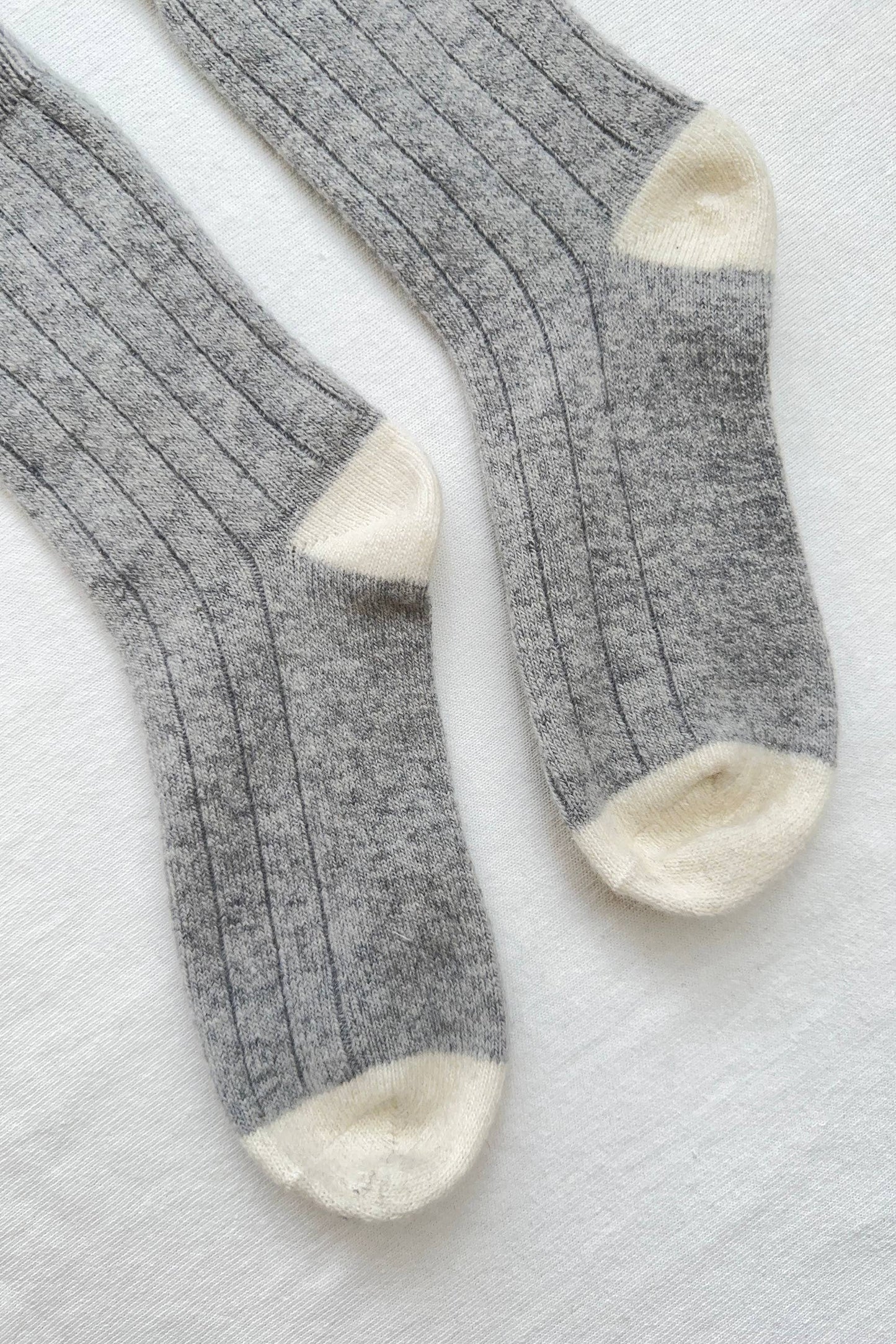 Le Bon Shoppe | Classic Cashmere Socks - Grey Melange