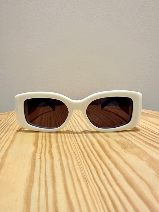 Banbé | Margot Sunglasses - Ivory/Black