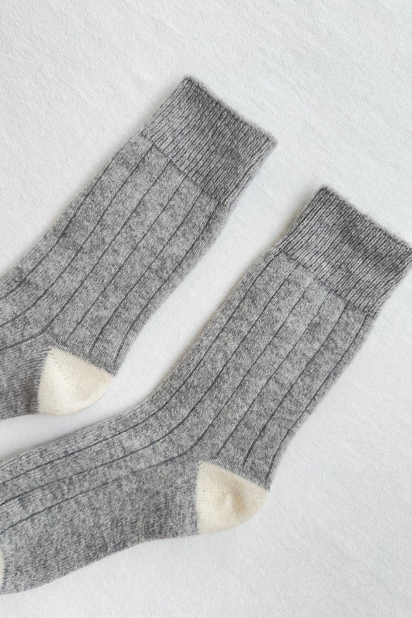 Le Bon Shoppe | Classic Cashmere Socks - Grey Melange