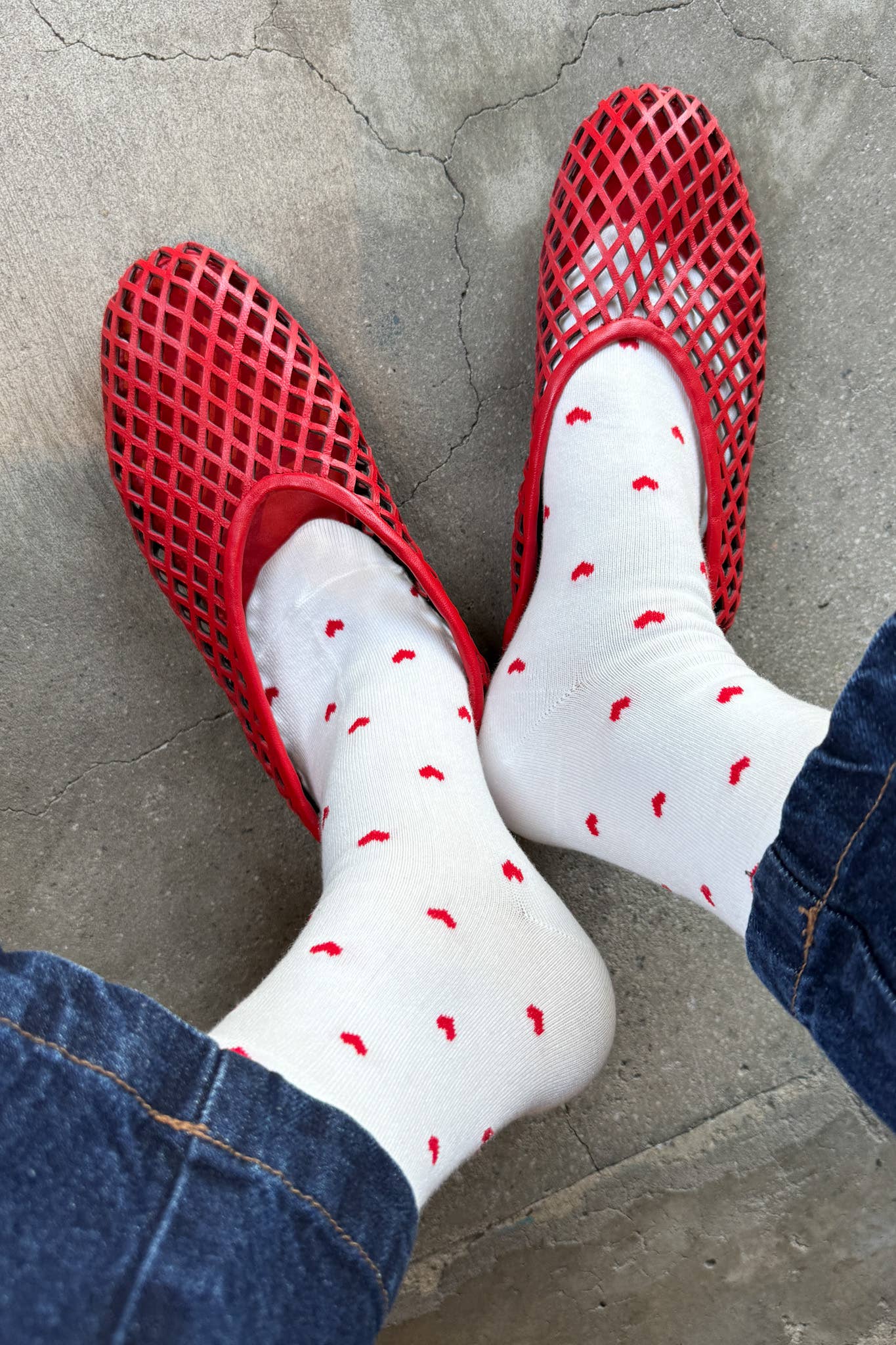 Le Bon Shoppe | Sneaker Socks: Heart - White / Red