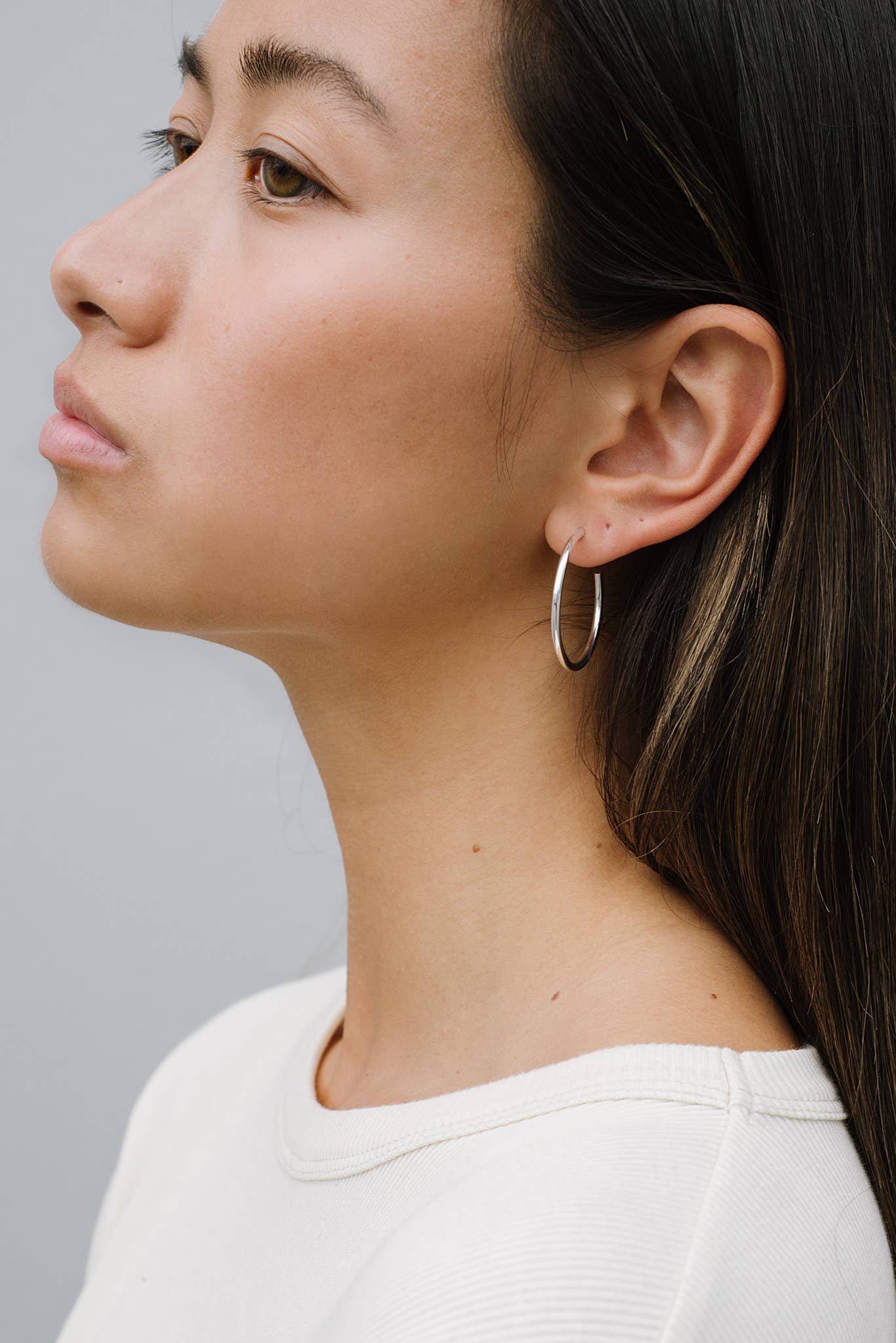 Kara Yoo | Arlo Large Hoops - Gold
