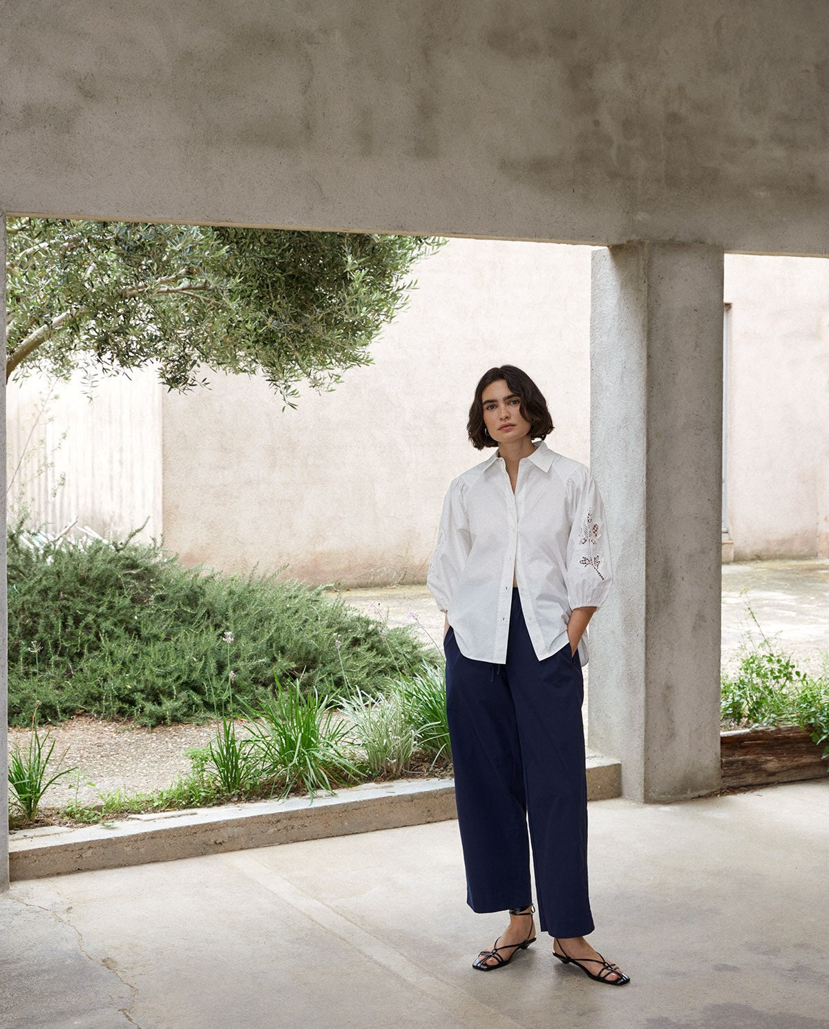 Yerse | Cotton Balloon-Fit Trousers - Navy
