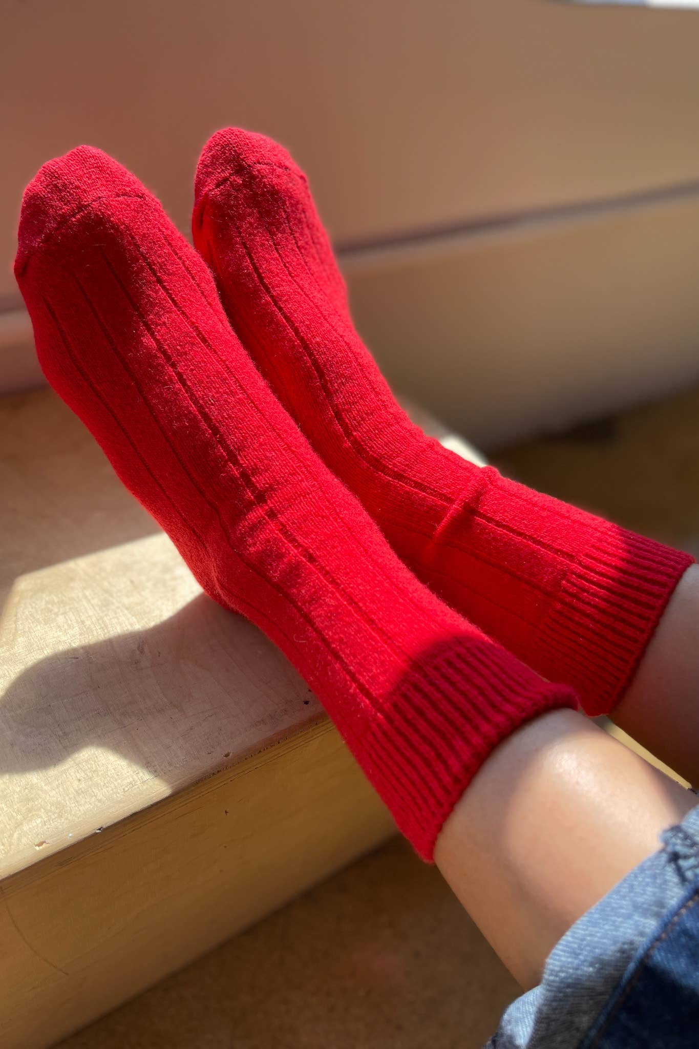 Le Bon Shoppe | Classic Cashmere Socks - Black