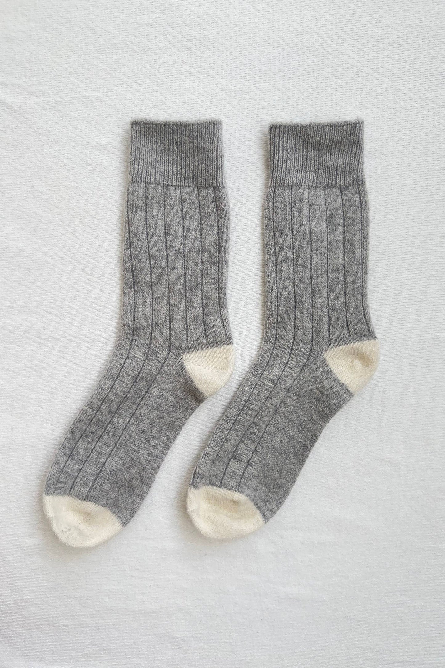 Le Bon Shoppe | Classic Cashmere Socks - Grey Melange