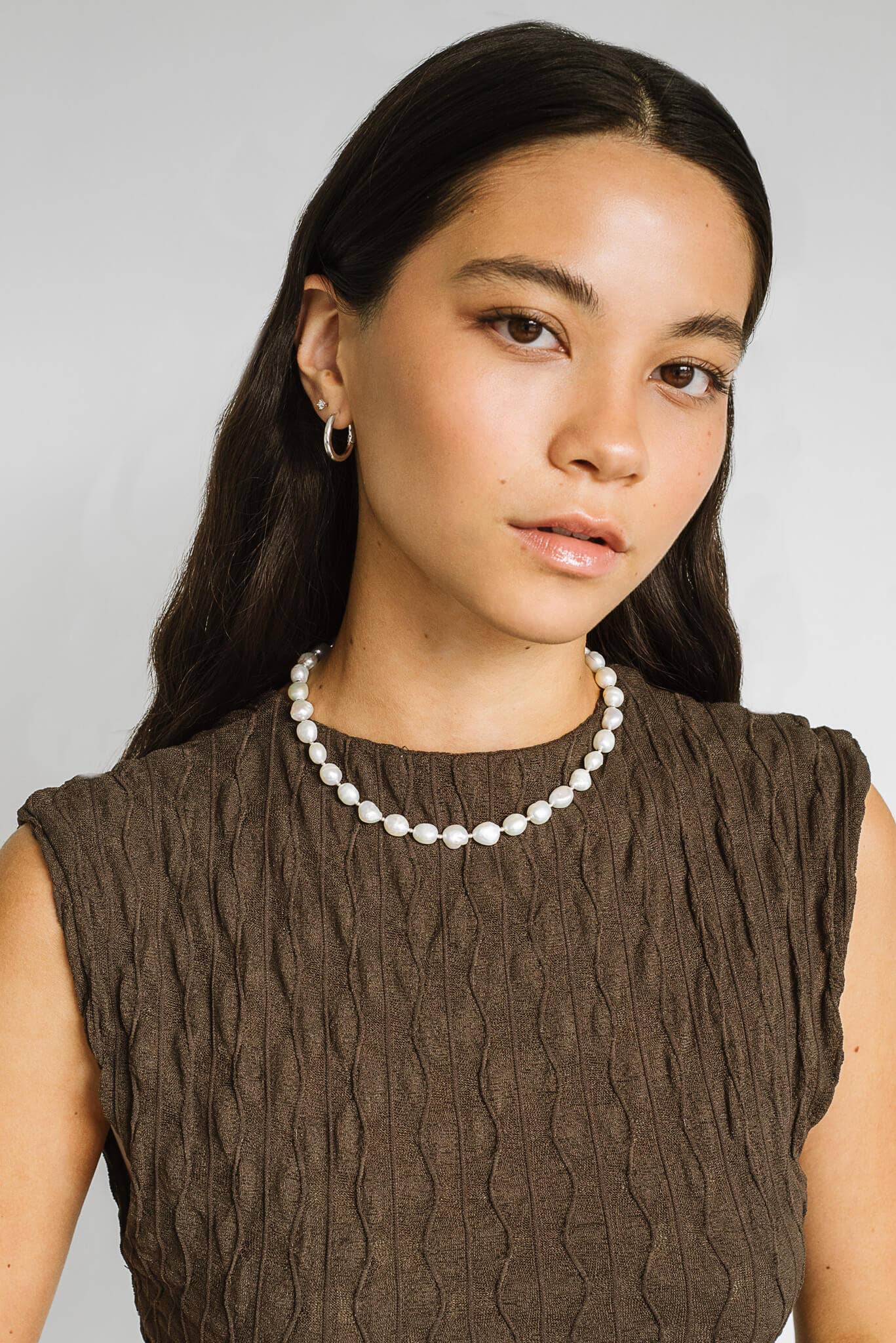 Kara Yoo | Uma Hoops - Gold