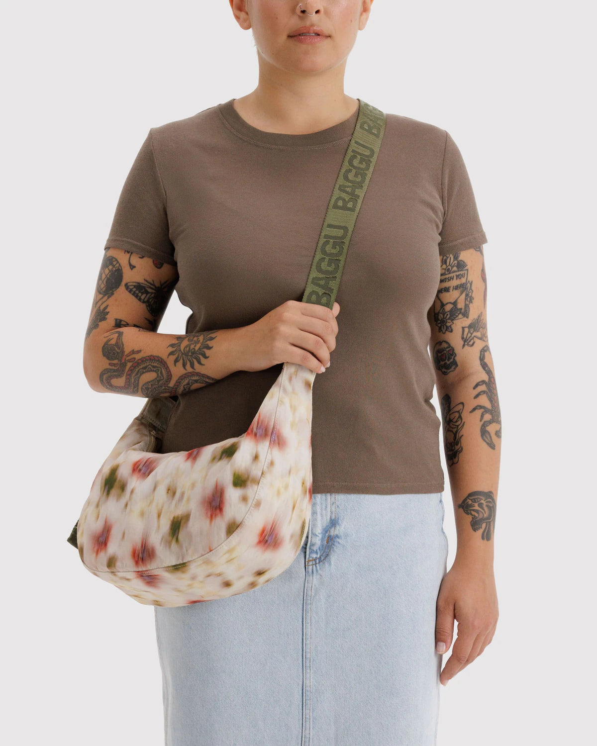 Baggu | Medium Nylon Crescent Bag - Abstract Floral