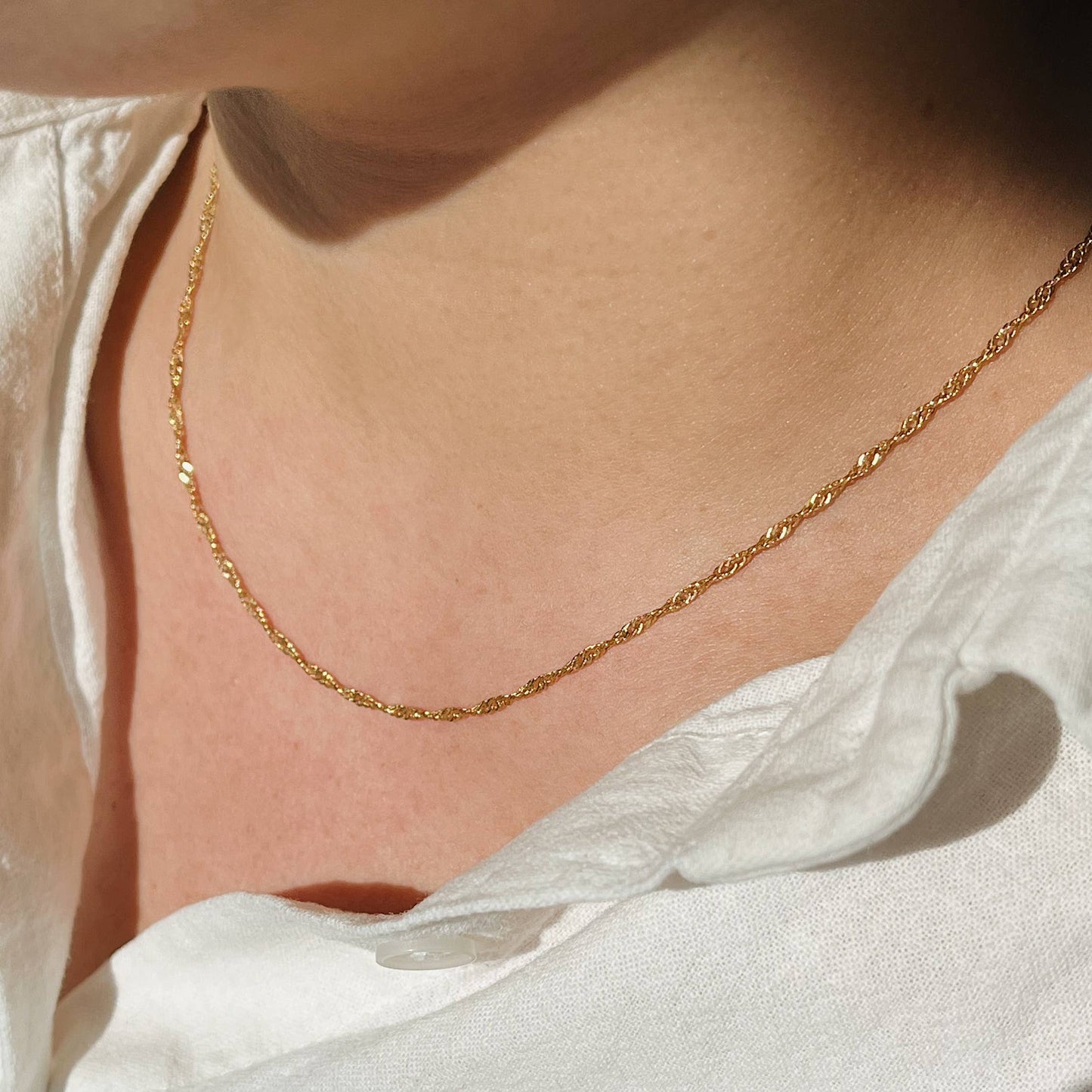 Kara Yoo | Thin Singapore Necklace - Gold