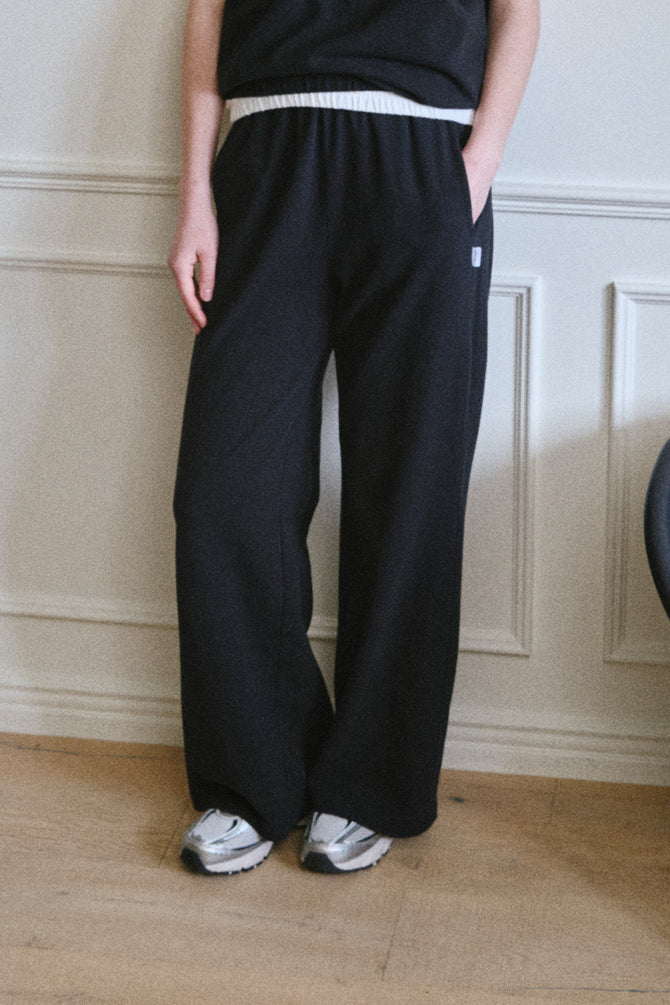 Le Bon Shoppe | Breezy Pants - Black