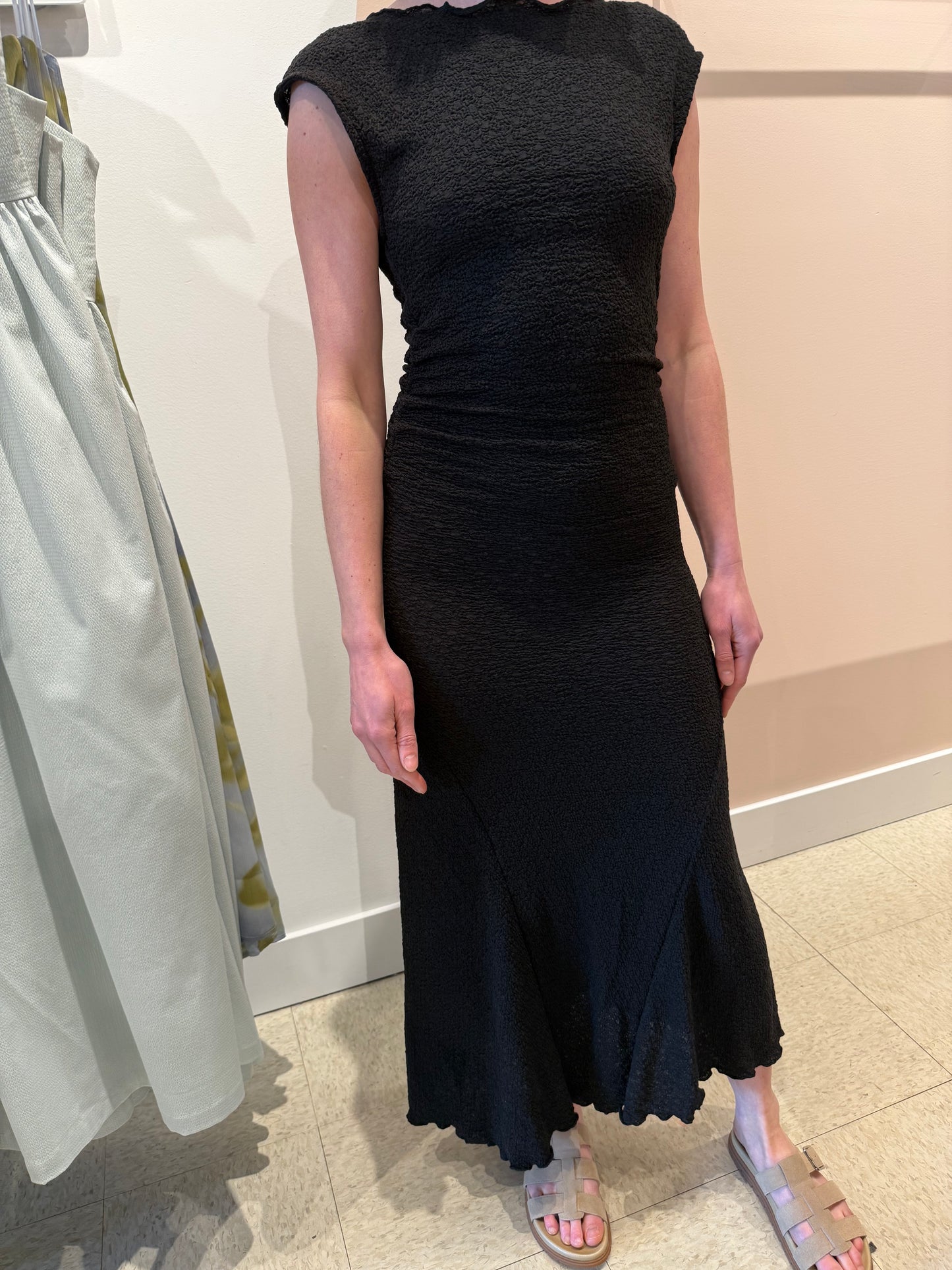Ali Golden | High Neck Stretch Dress