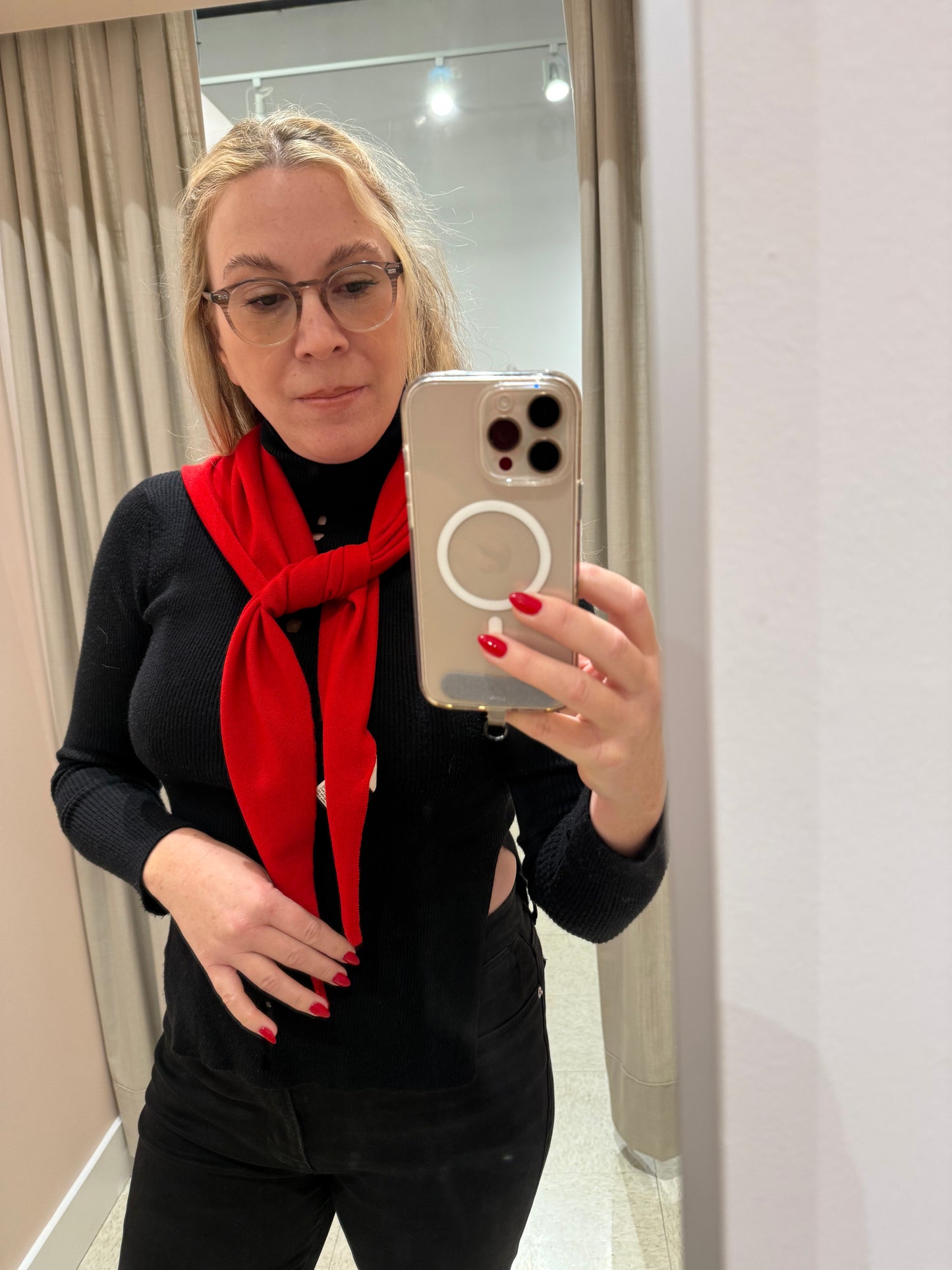 Naif | Josianne Scarf - Red