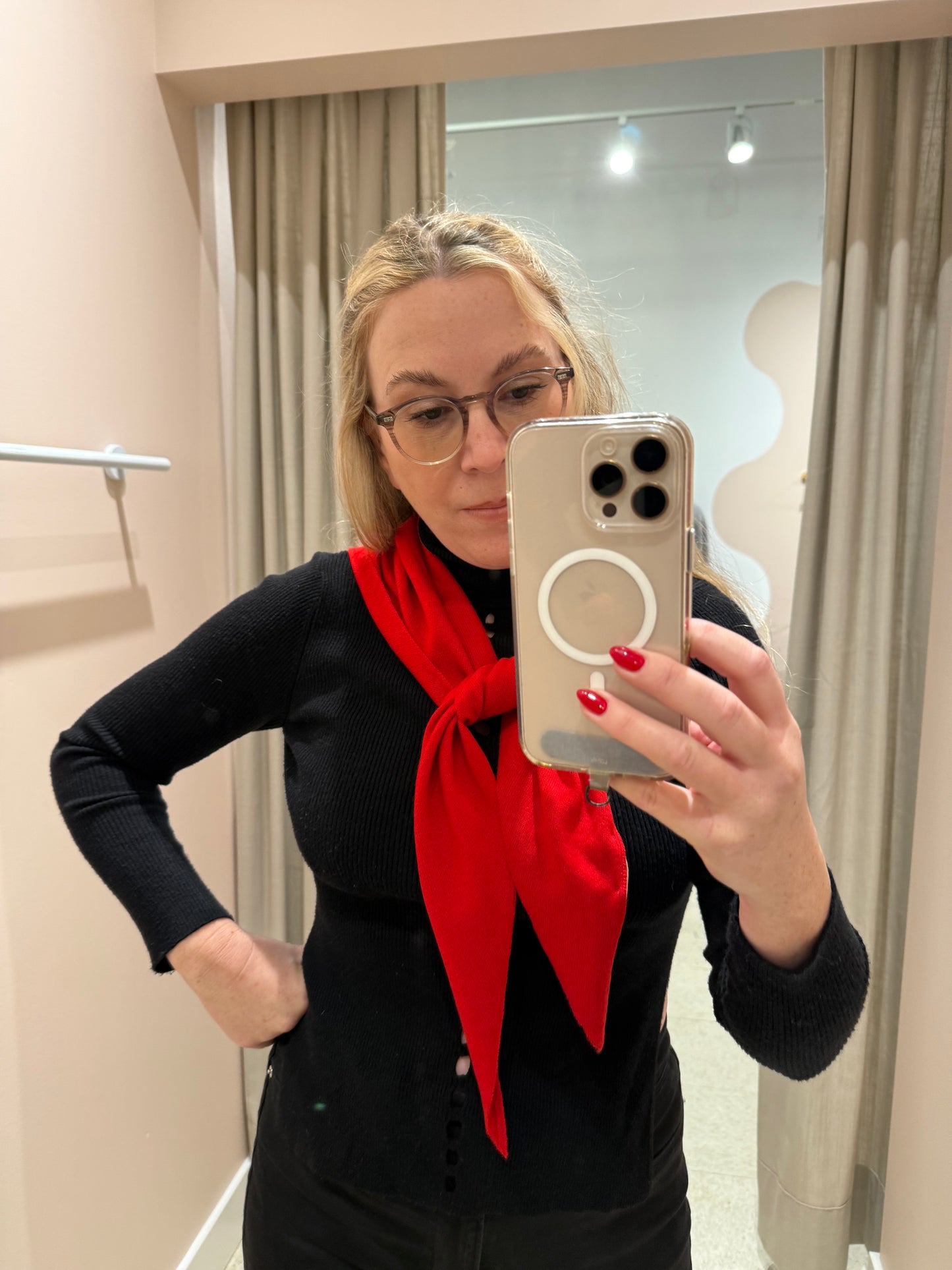 Naif | Josianne Scarf - Red