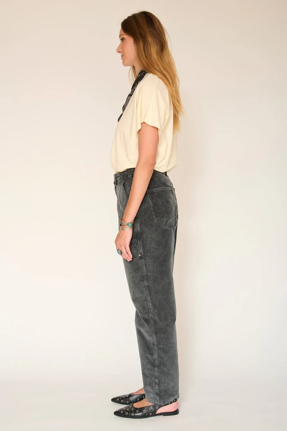 MKT Studio |Pryra Velvet Vintage Corduroy - Carbone