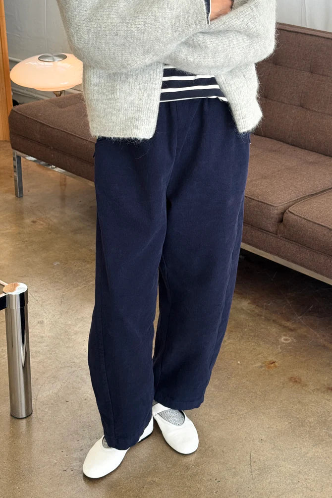 PRE-ORDER Le Bon Shoppe | Corduroy Arc Pants - Navy