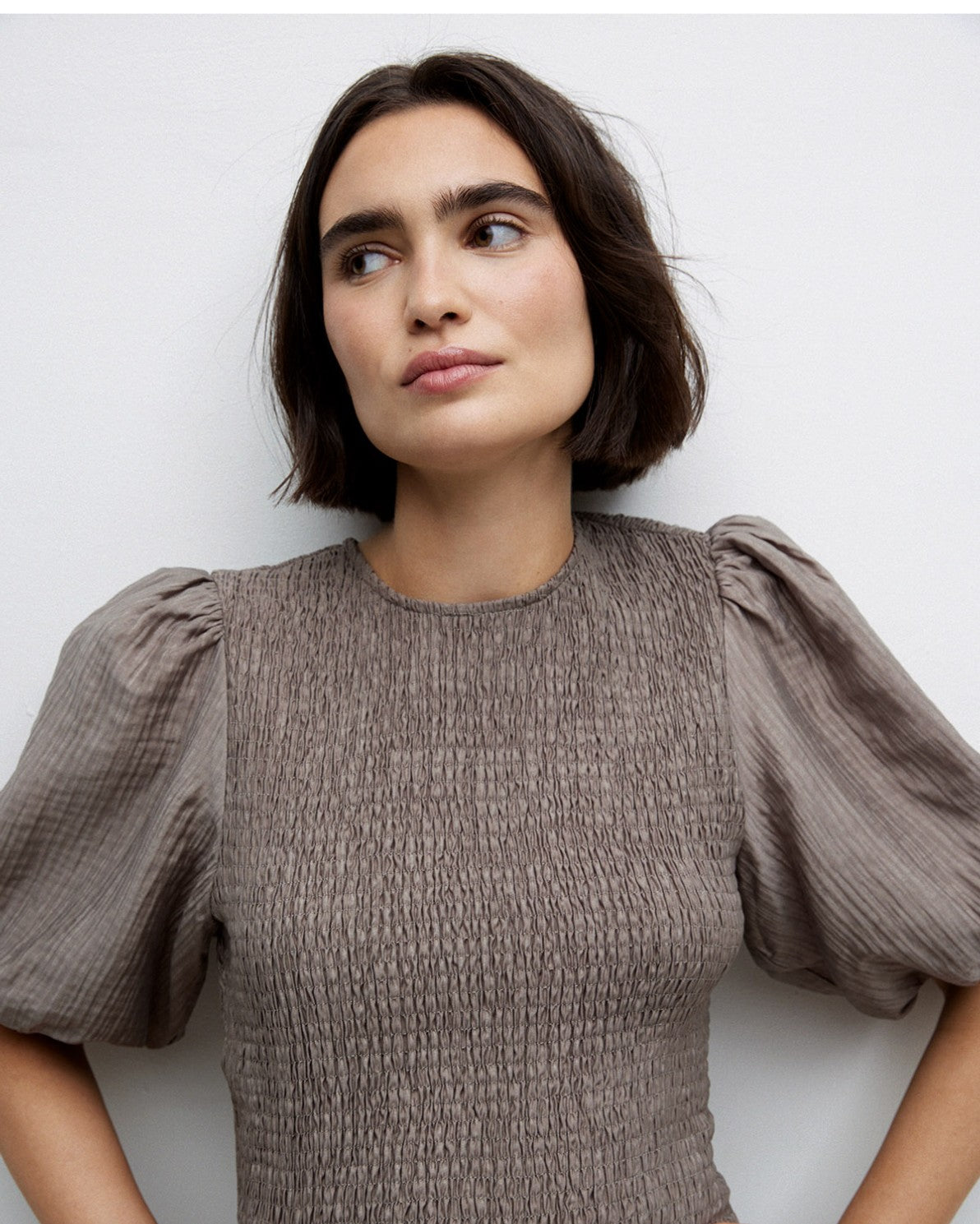 Yerse | Long Puffed-Sleeve Dress - Khaki