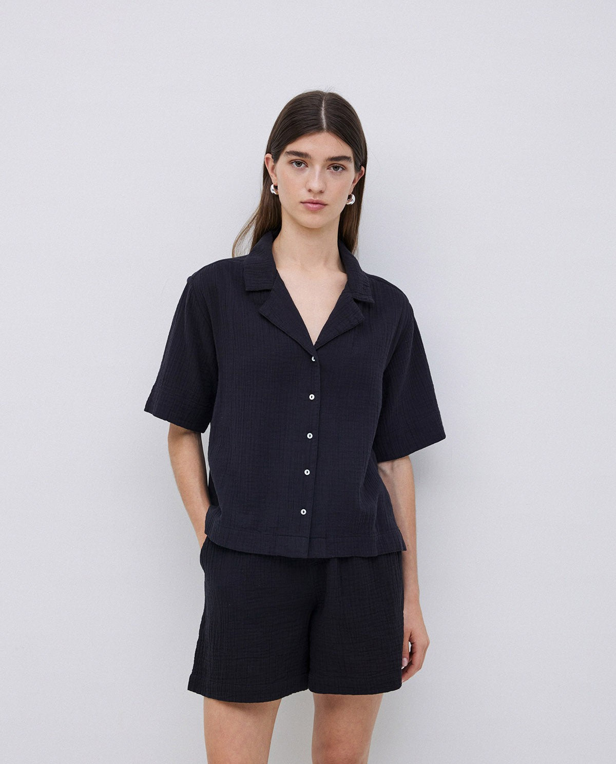 Yerse | Two Material Lapel Shirt, Gauzy Cotton - Black