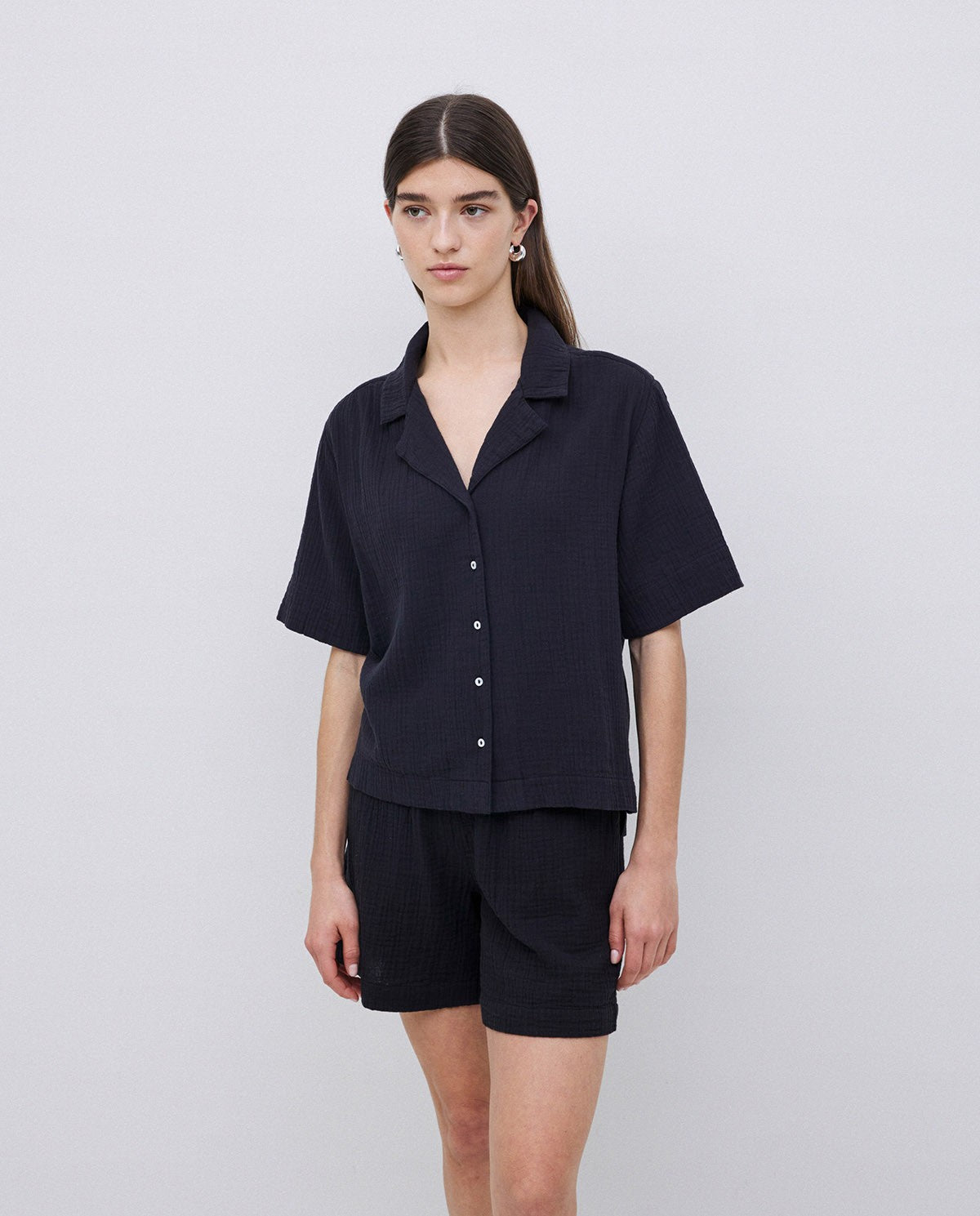 Yerse | Two Material Lapel Shirt, Gauzy Cotton - Black