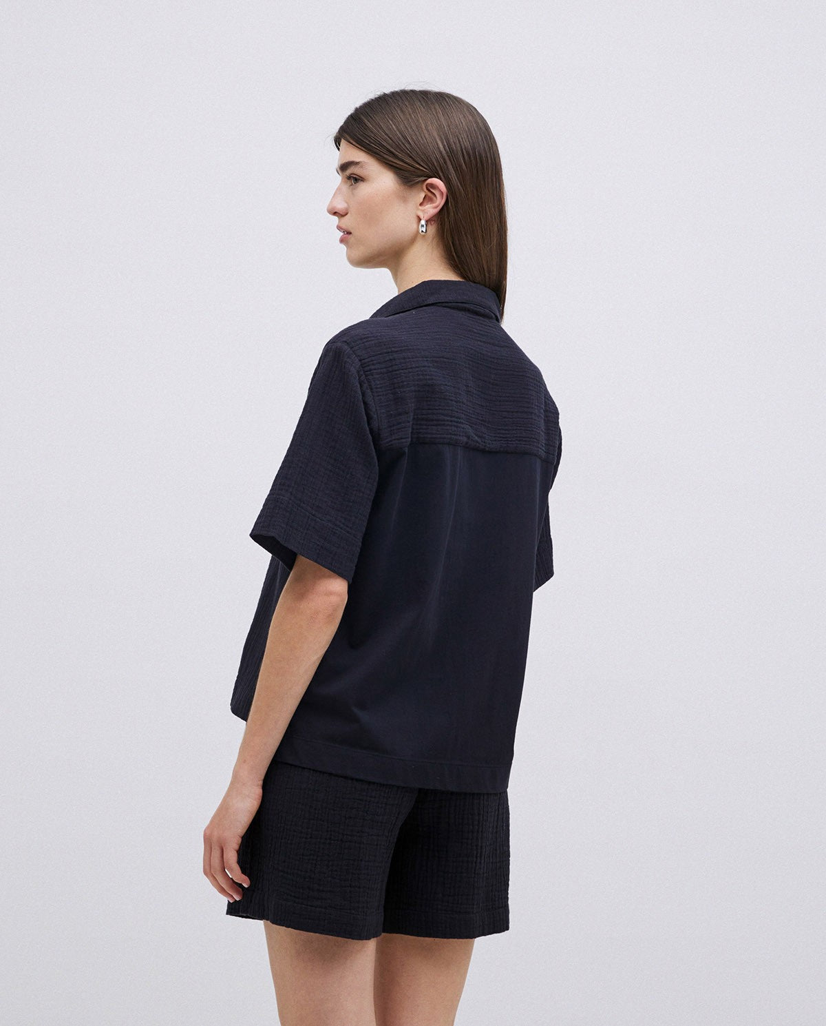 Yerse | Two Material Lapel Shirt, Gauzy Cotton - Black