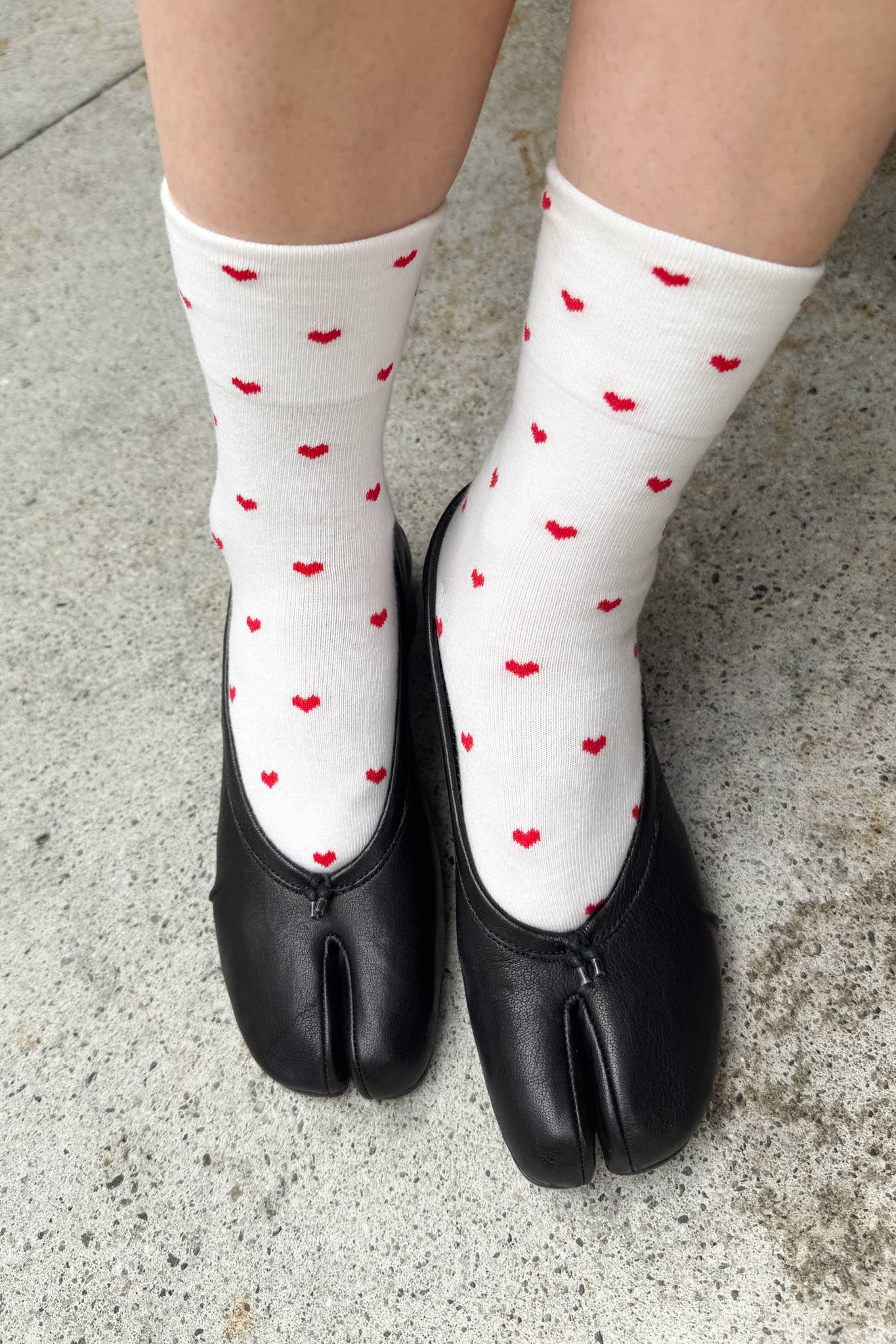 Le Bon Shoppe | Sneaker Socks: Heart - White / Red