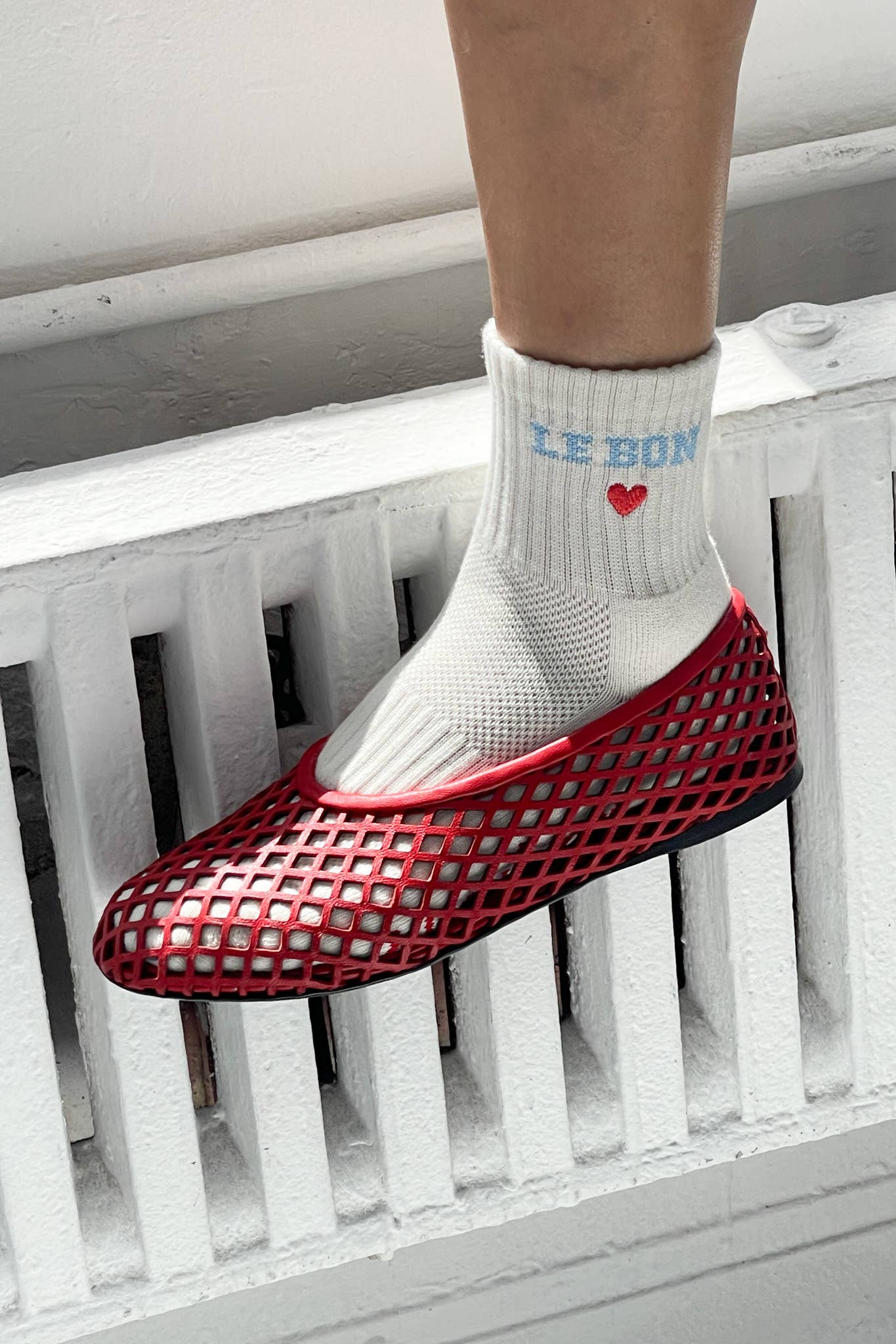 Le Bon Shoppe | Embroidered Crew Socks - Vanilla