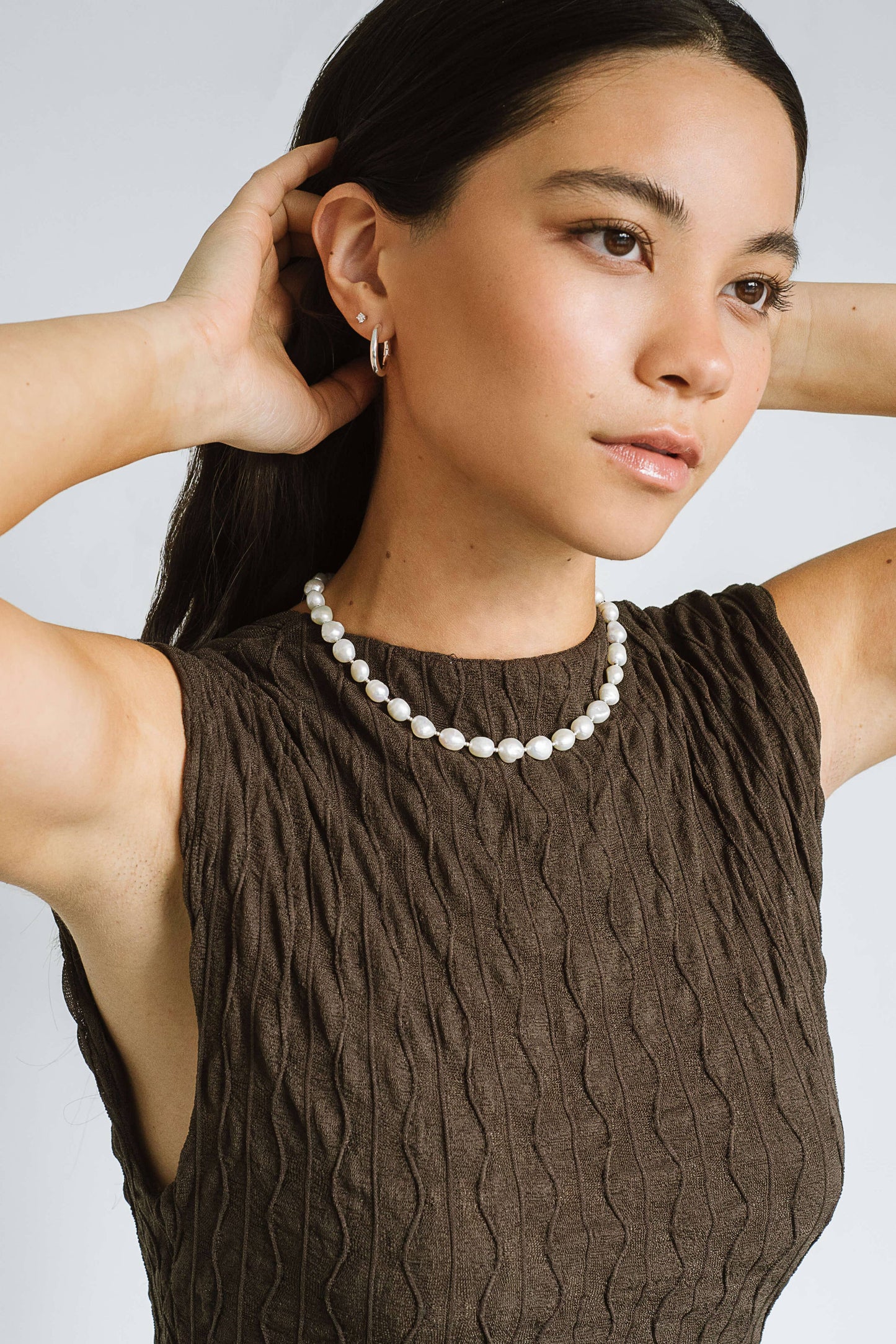 Kara Yoo | Uma Hoops - Gold