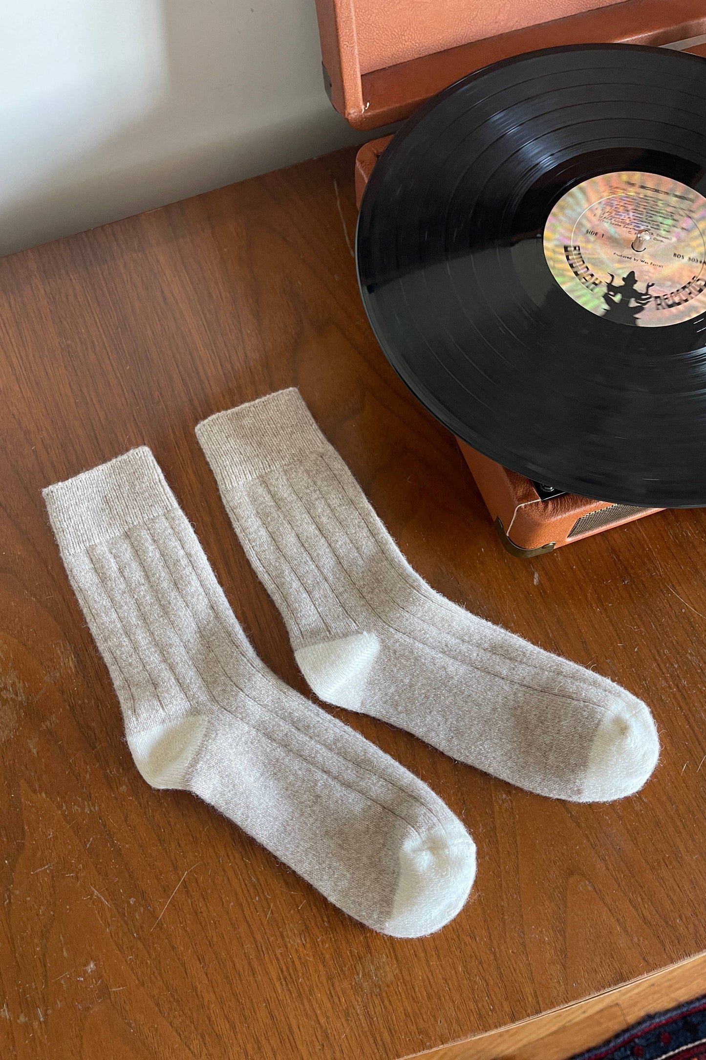 Le Bon Shoppe | Classic Cashmere Socks - Black