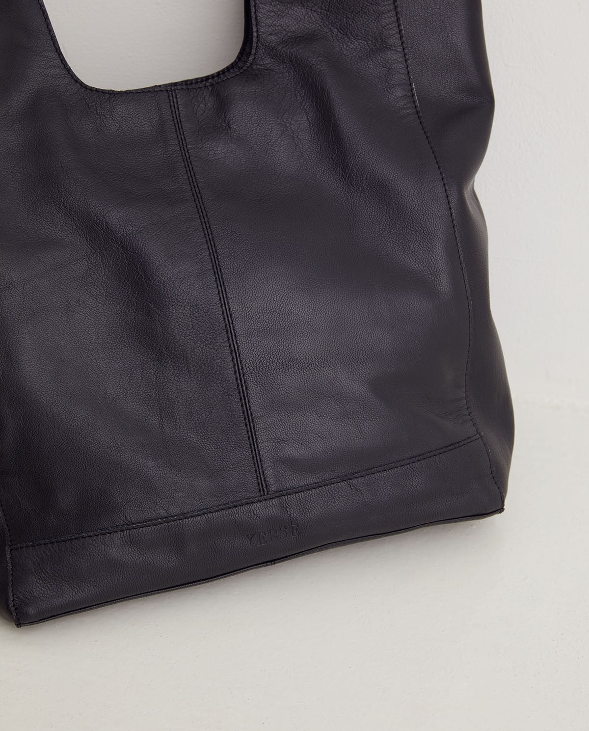Yerse | Leather Bag with Zip