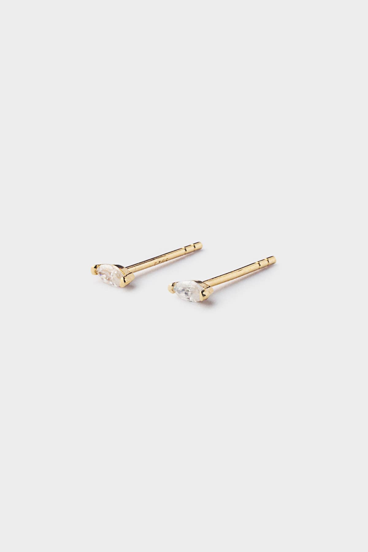 Kara Yoo | Helene Studs - Gold