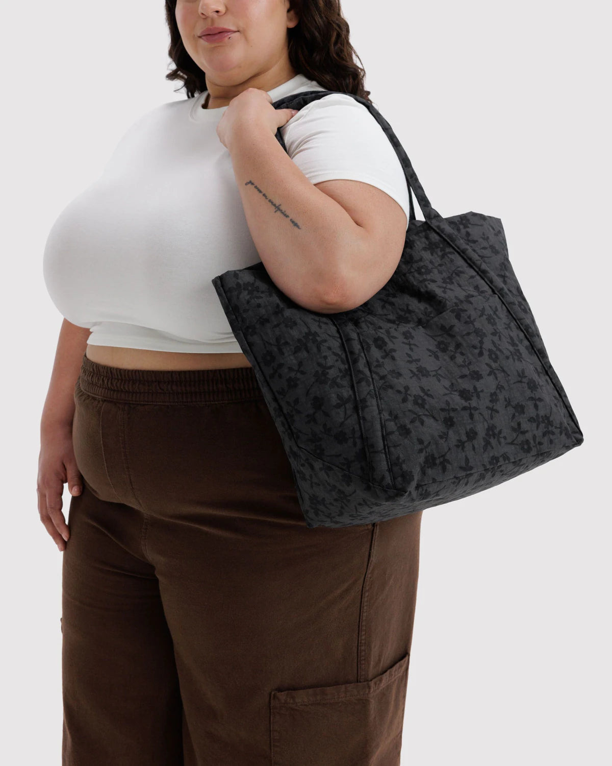 Baggu | Cloud Bag - Charcoal Ditsy Floral