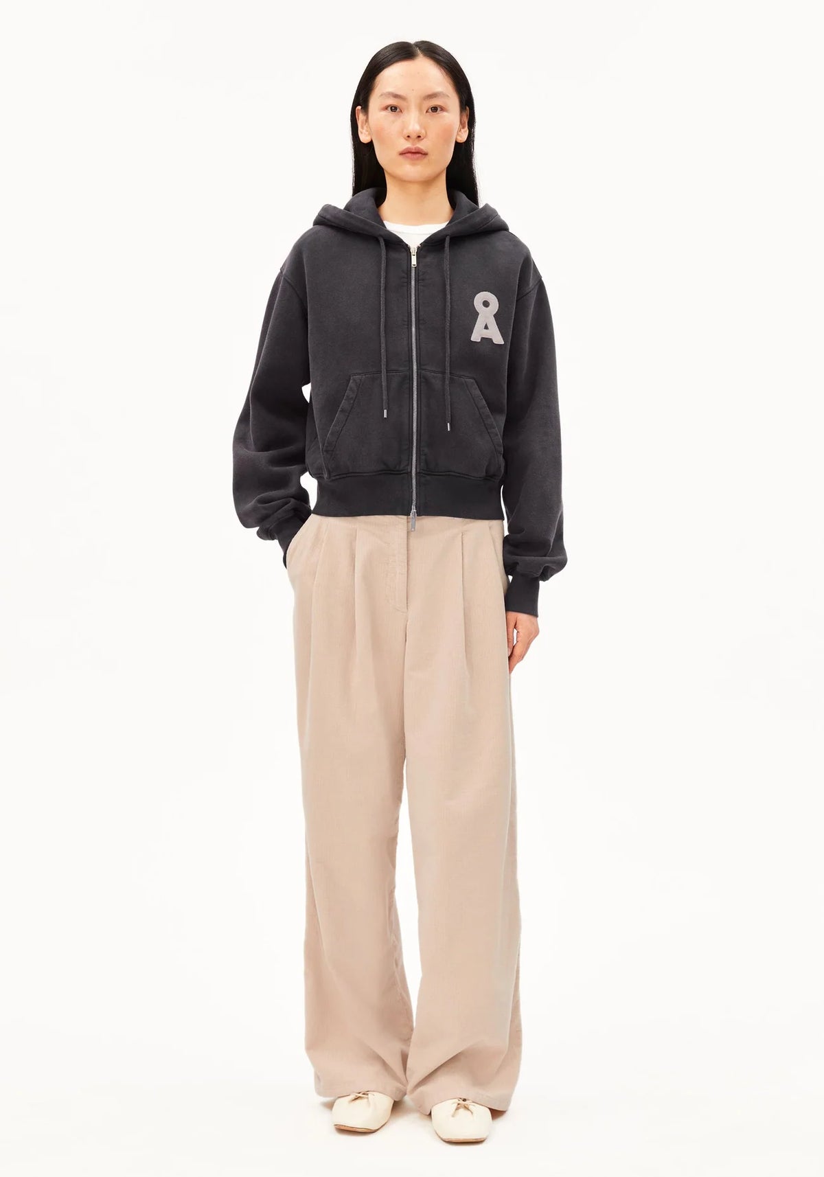 ARMEDANGELS | Cropped Zip Sweatshirt - Dark Steal