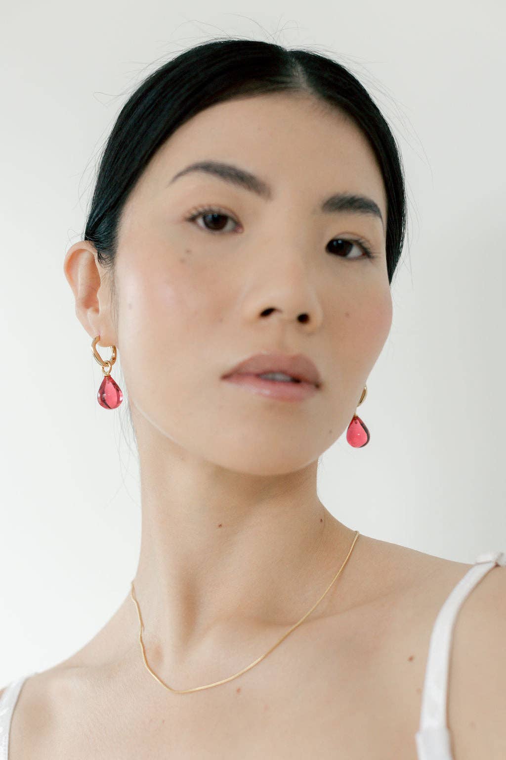 Kara Yoo | Pippa Hoops + Small Drops - Gold & Ice