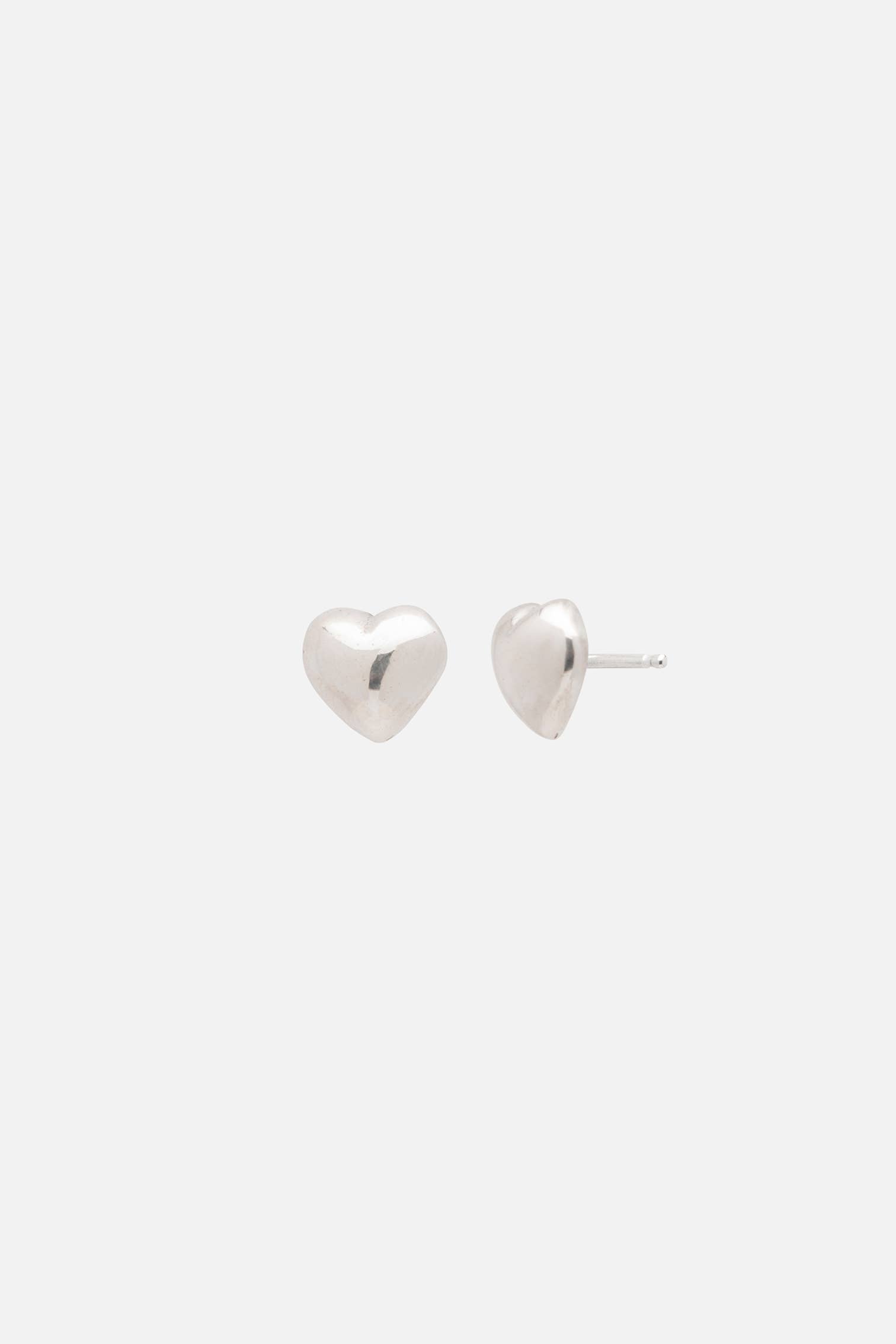 Kara Yoo | Puffy Heart studs - Silver