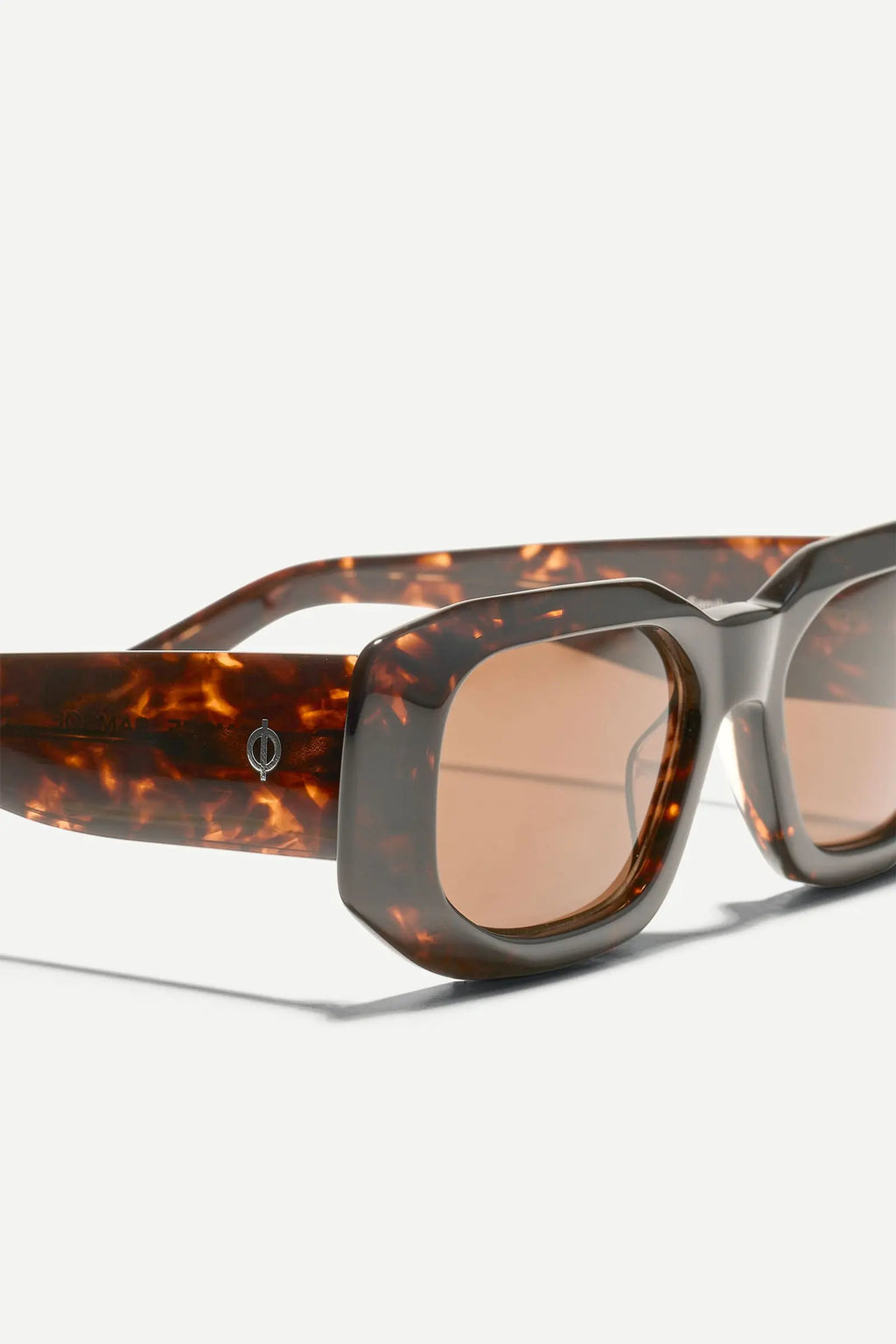 Samsøe Samsøe | Samilo Sunglasses - Tortoise Brown - Unisex