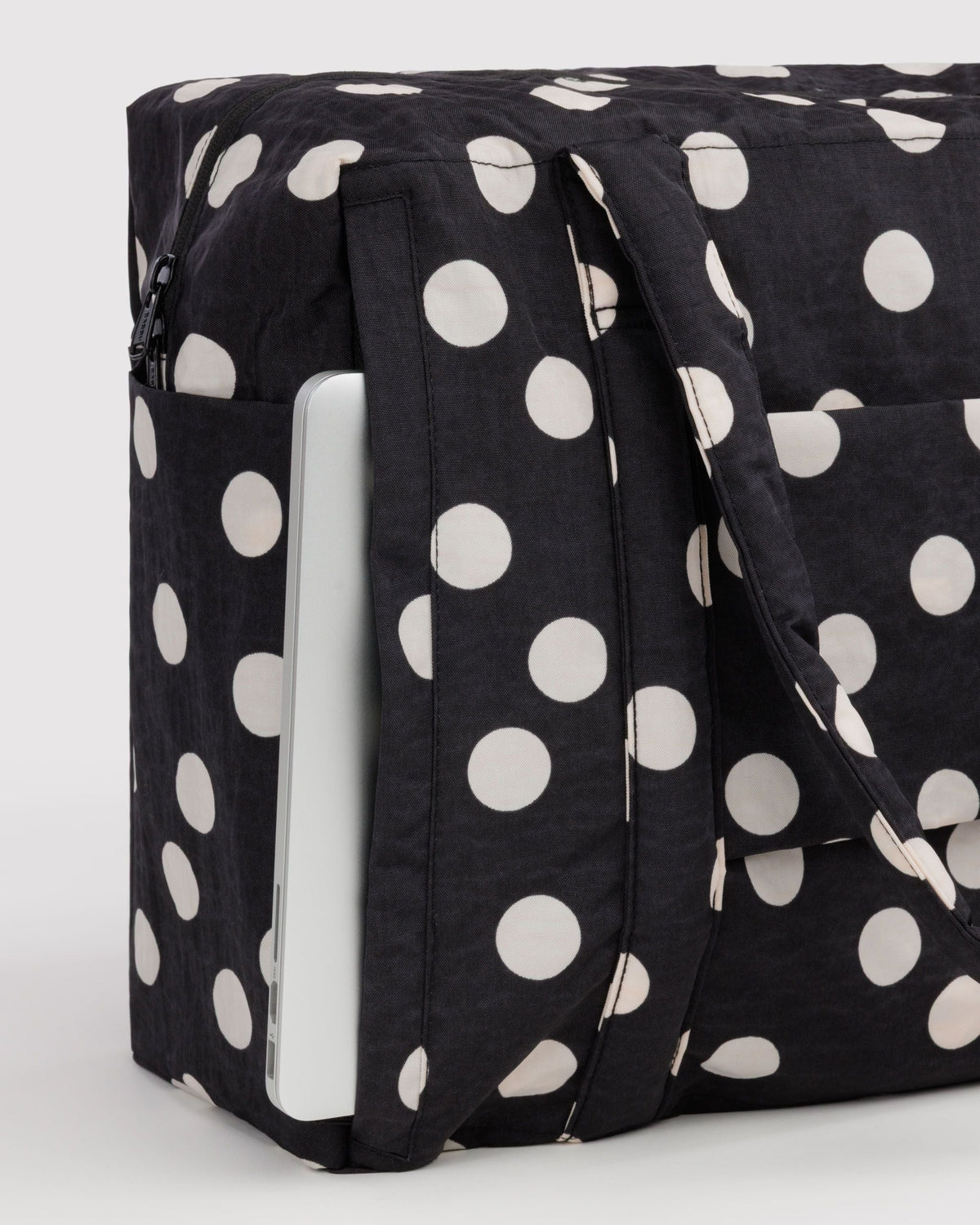 Baggu | Cloud Carry On - Black and Cream Polka Dot