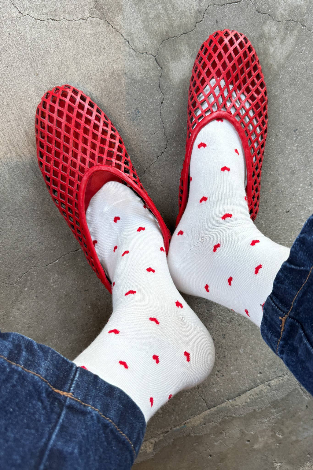 Le Bon Shoppe | Sneaker Socks: Heart - White / Red
