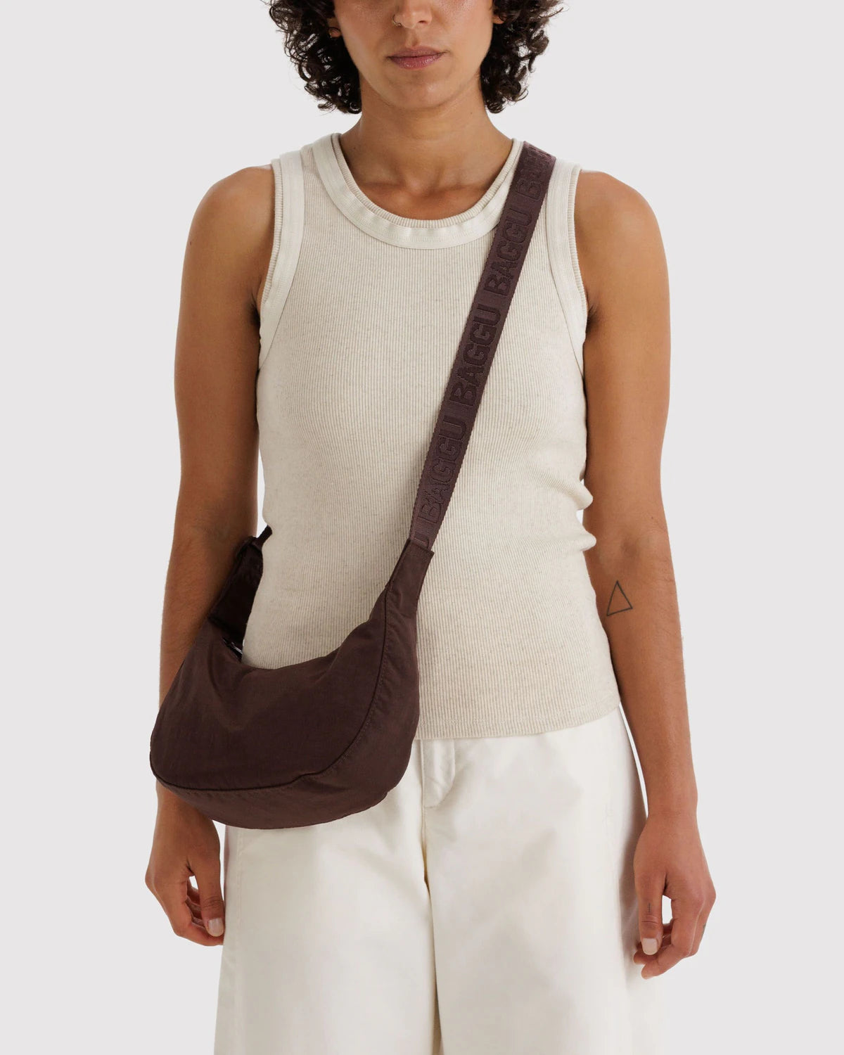 Baggu | Small Nylon Crescent Bag - Coffee