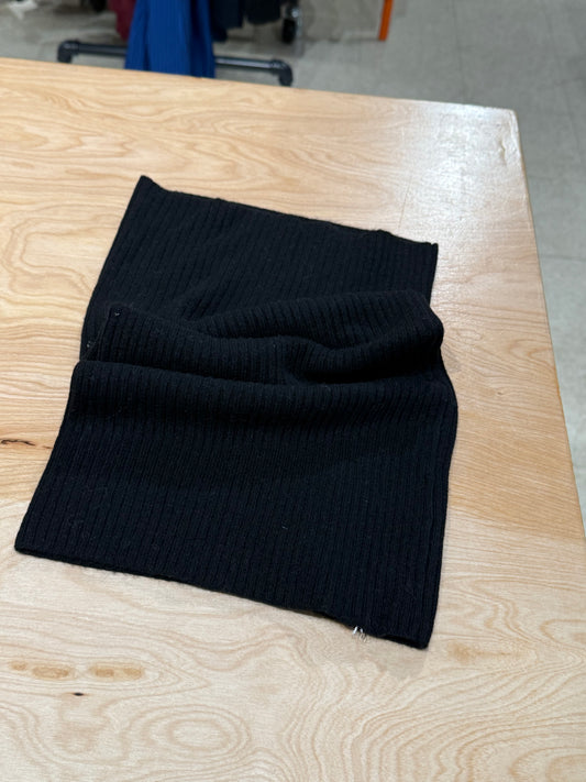 Naif | Neck Warmer - Black