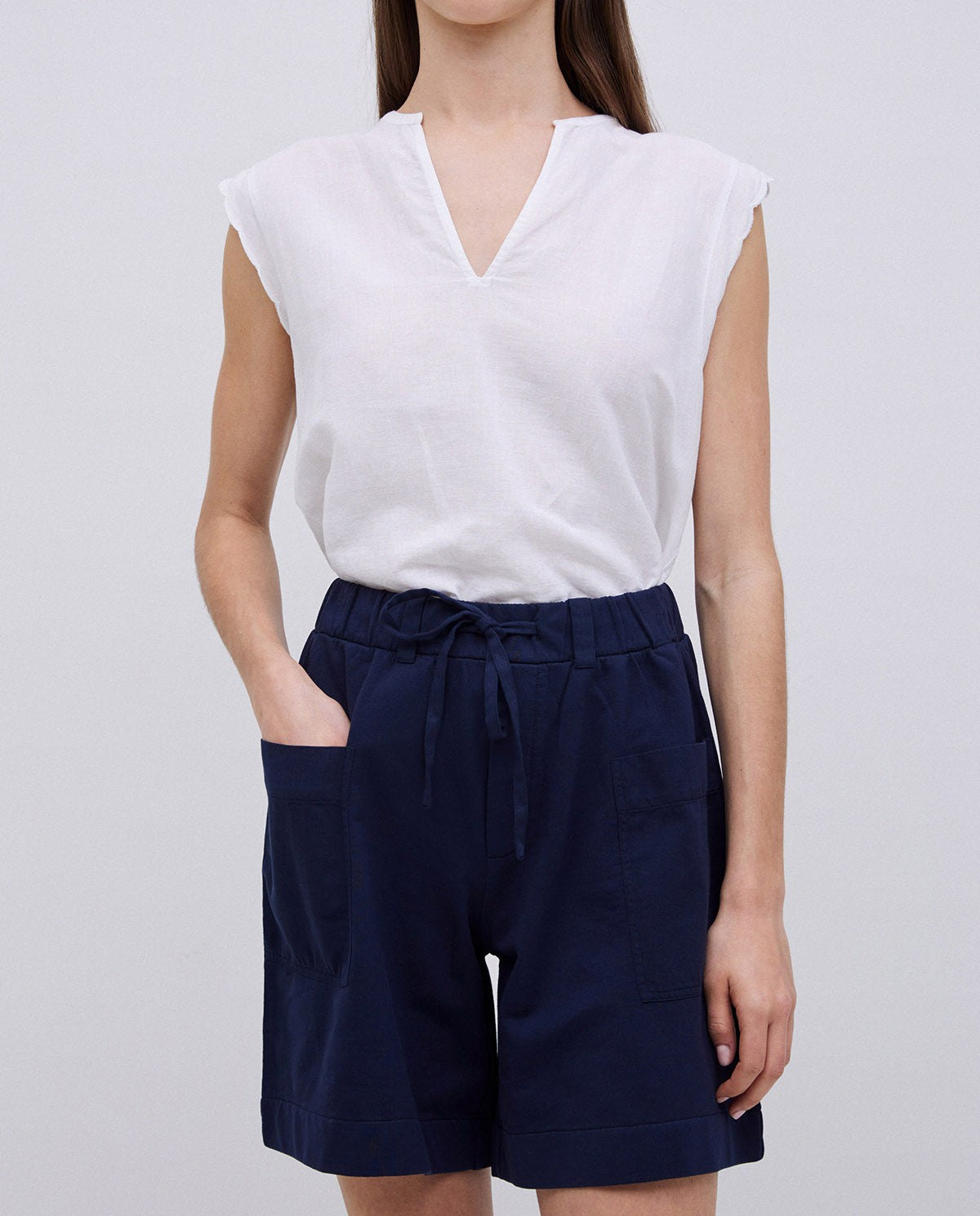Yerse | Navy Shorts