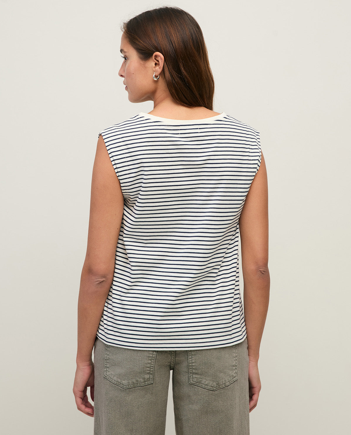 Yerse | Sleeveless Striped Basic T-shirt - Navy