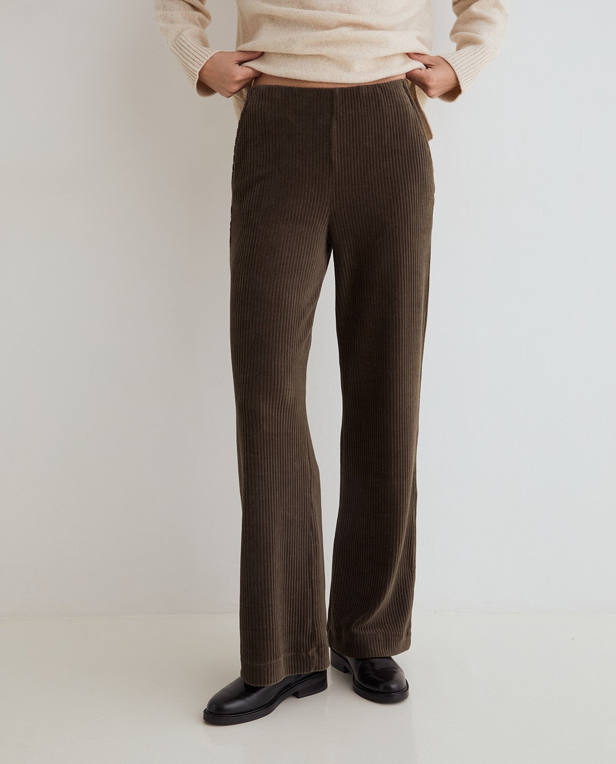 Yerse | Wide-Leg Corduroy Trousers - Khaki