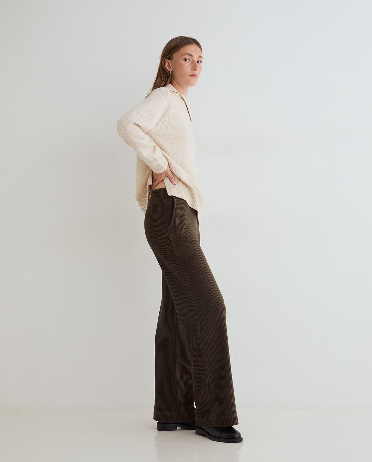 Yerse | Wide-Leg Corduroy Trousers - Khaki
