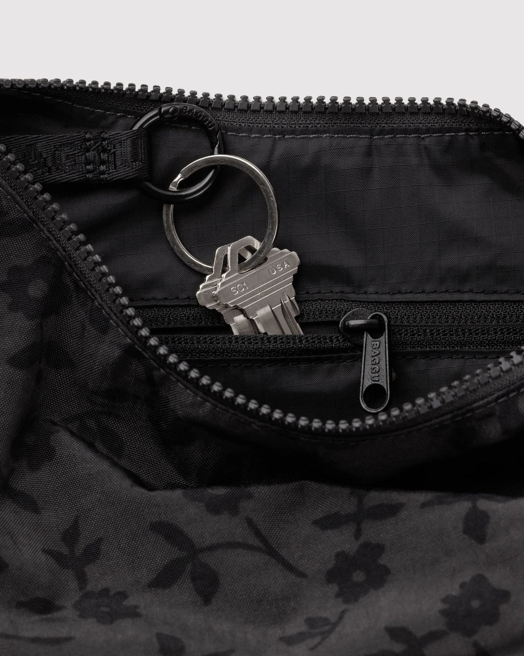 Baggu | Small Nylon Crescent Bag - Charcoal Ditsy Floral