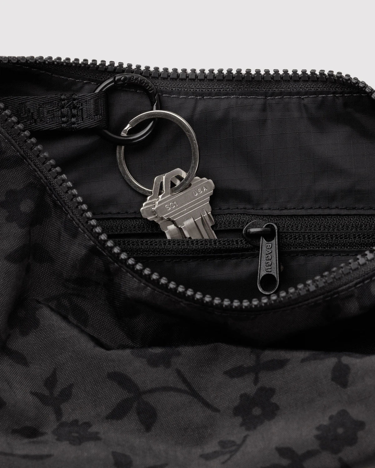 Baggu | Small Nylon Crescent Bag - Charcoal Ditsy Floral
