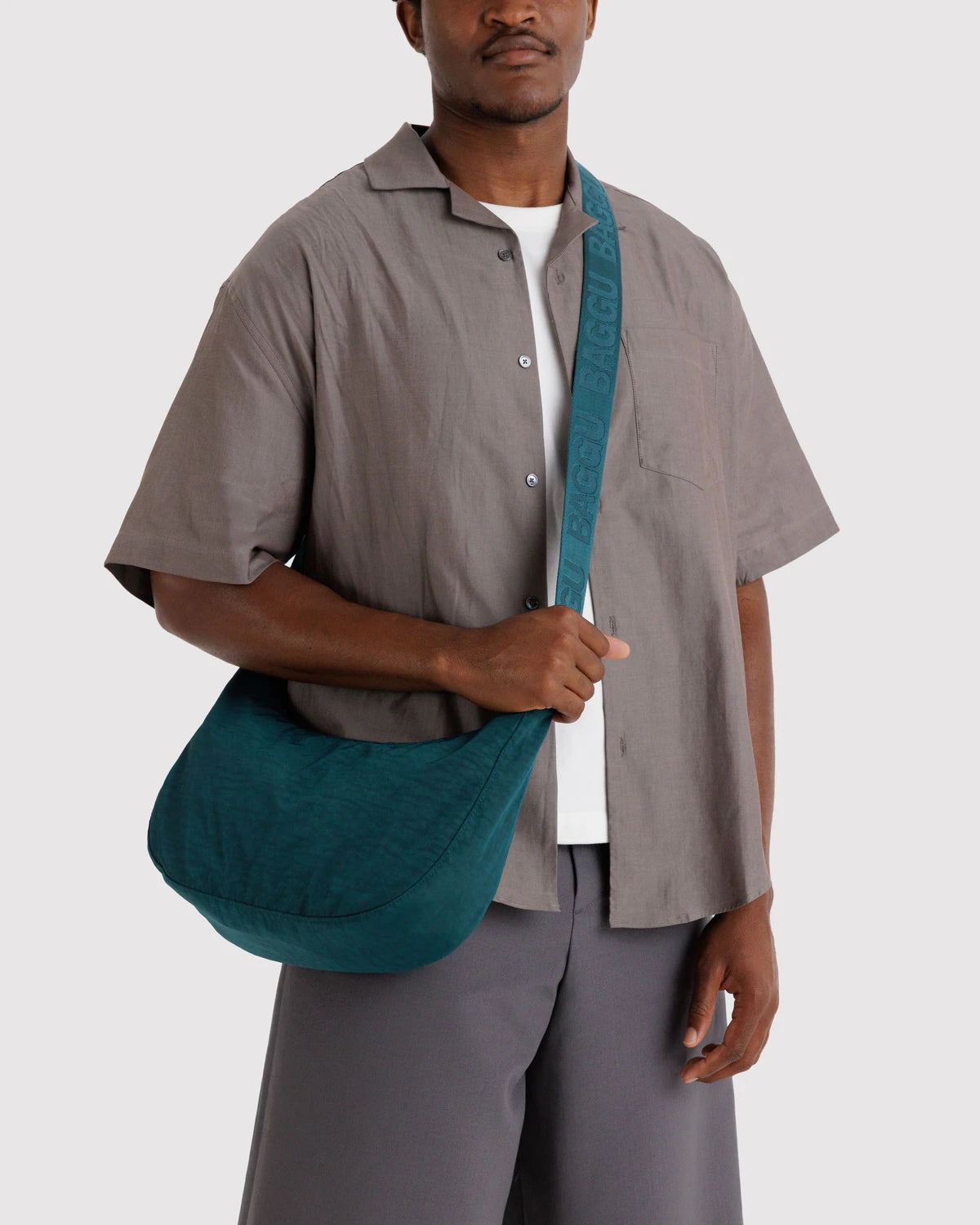 Baggu | Medium Nylon Crescent Bag - Deep Sea
