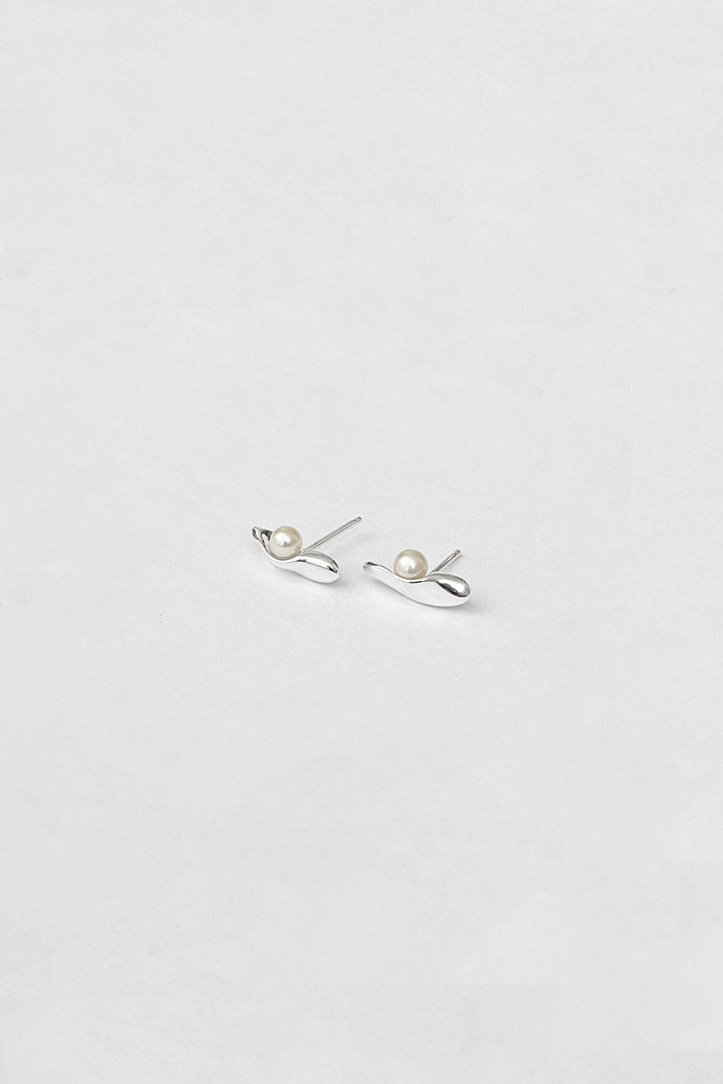Kara Yoo | Hidden Stud - Gold Plated