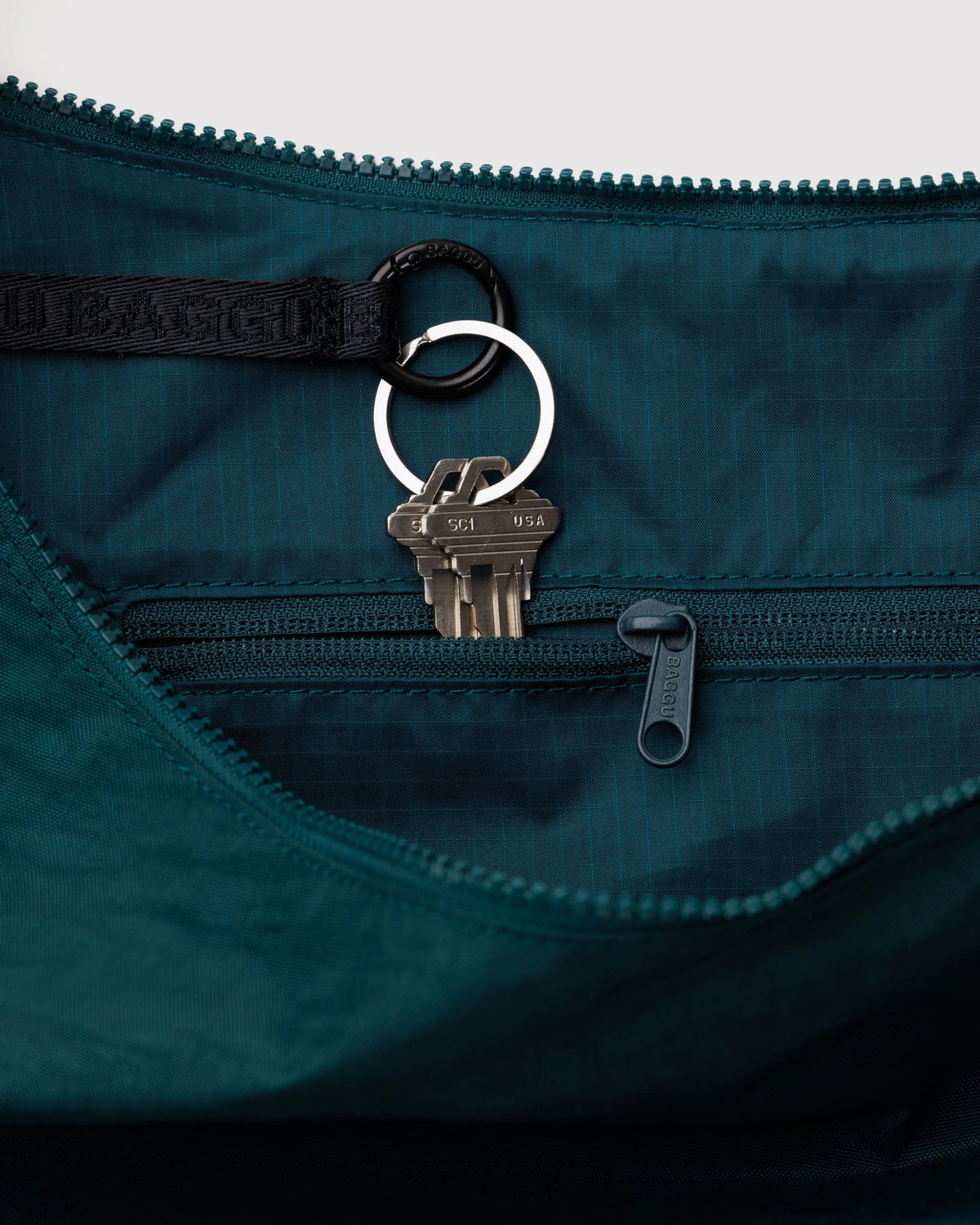 Baggu | Large Nylon Crescent Bag - Deep Sea