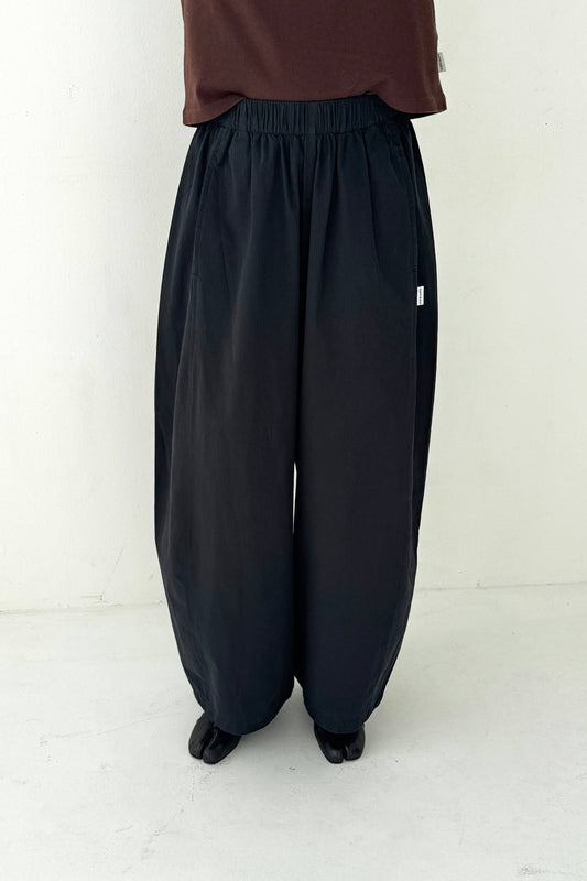 Le Bon Shoppe | Parachute Pants - Black