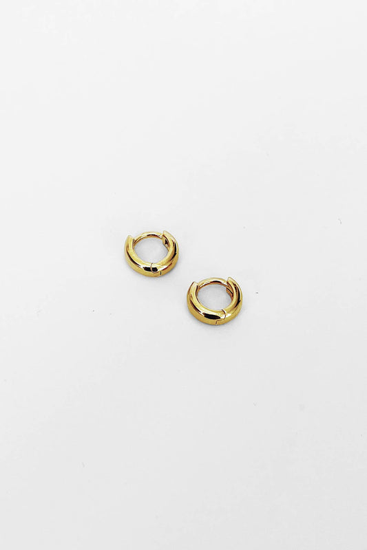 Kara Yoo | Baby Norma Huggie Hoops - Gold