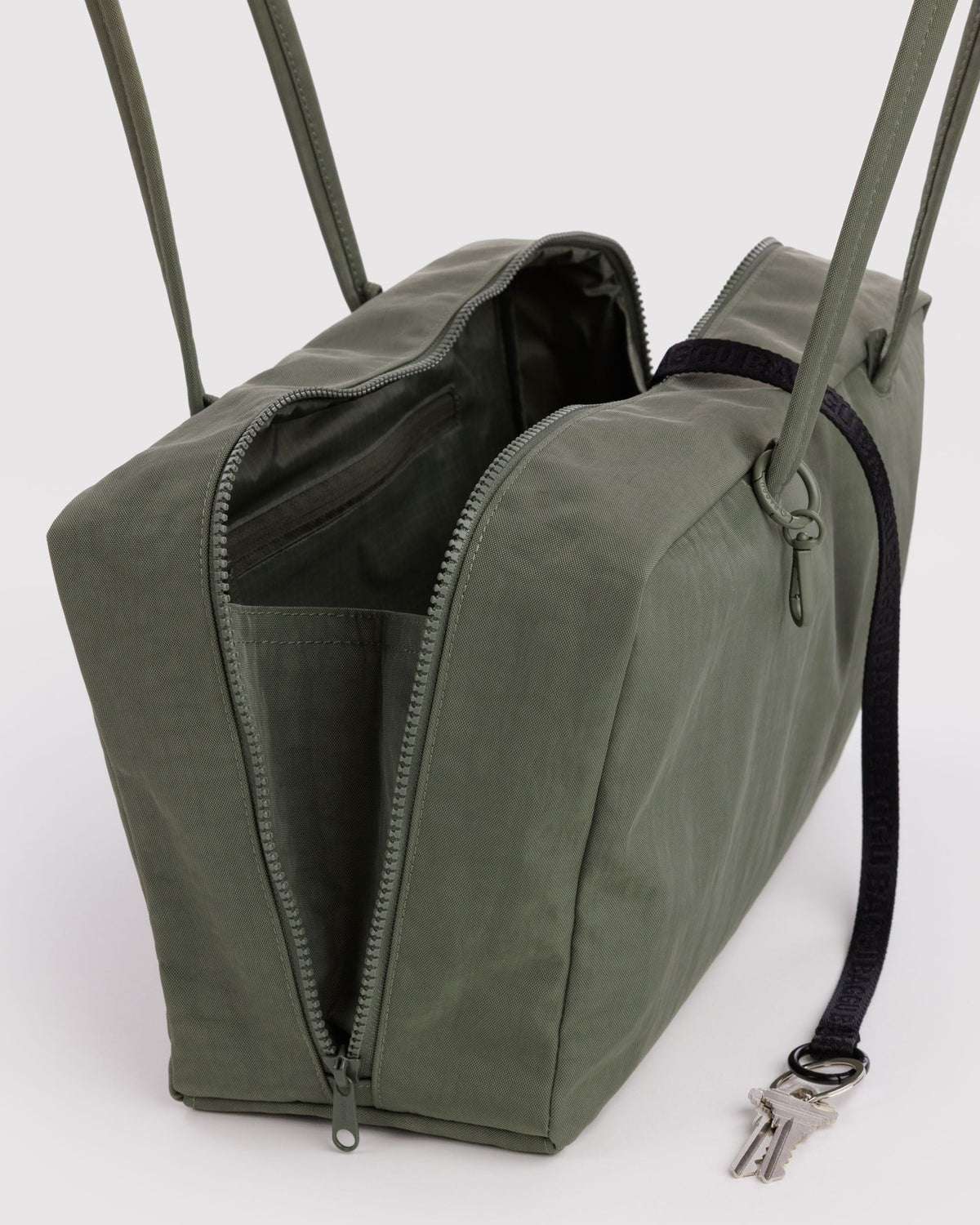 Baggu | Medium Nylon Bowler Bag - Caper